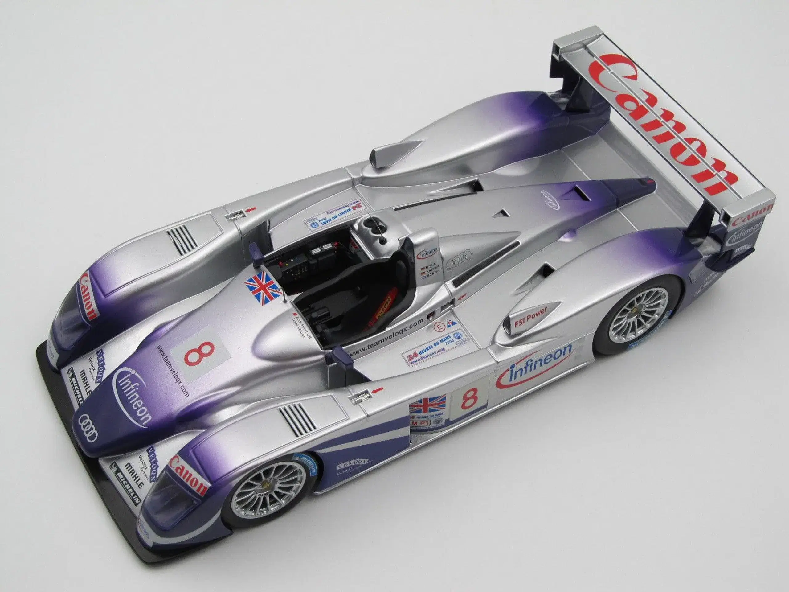 Audi R8 Infineon#8 Team "Veloqx" 1:18