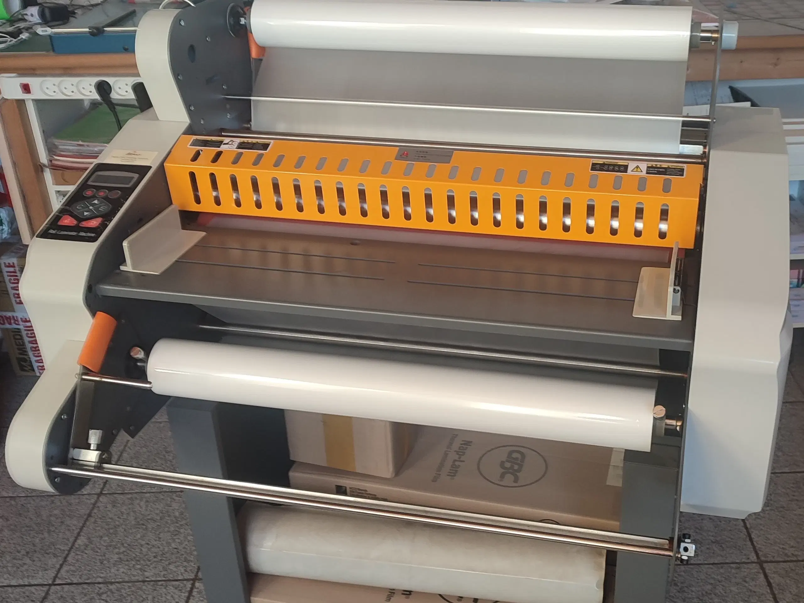 A1 laminator til endeløse baner