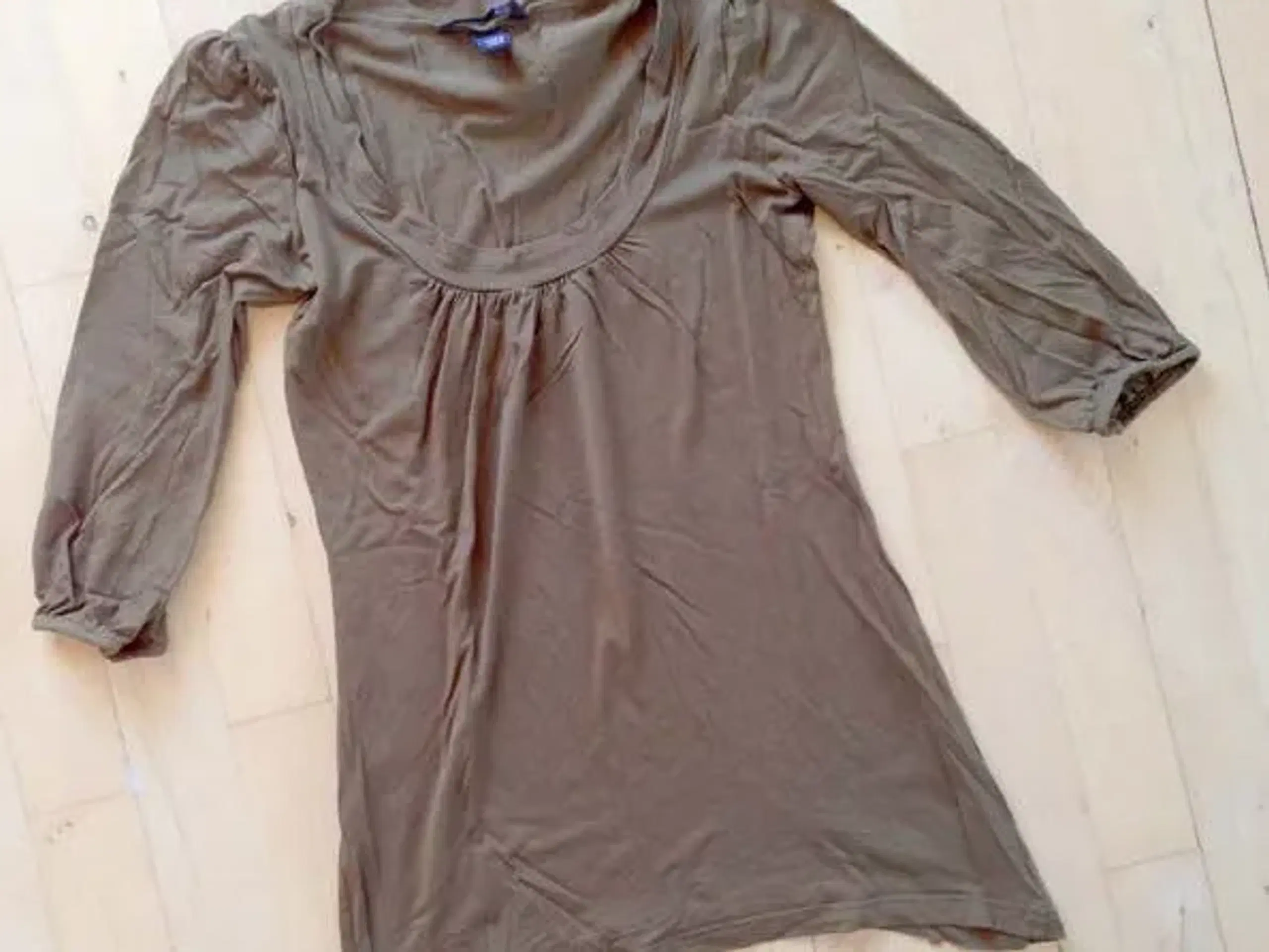 T-SHIRT med 3/4-LANGE ÆRMER - Bluse