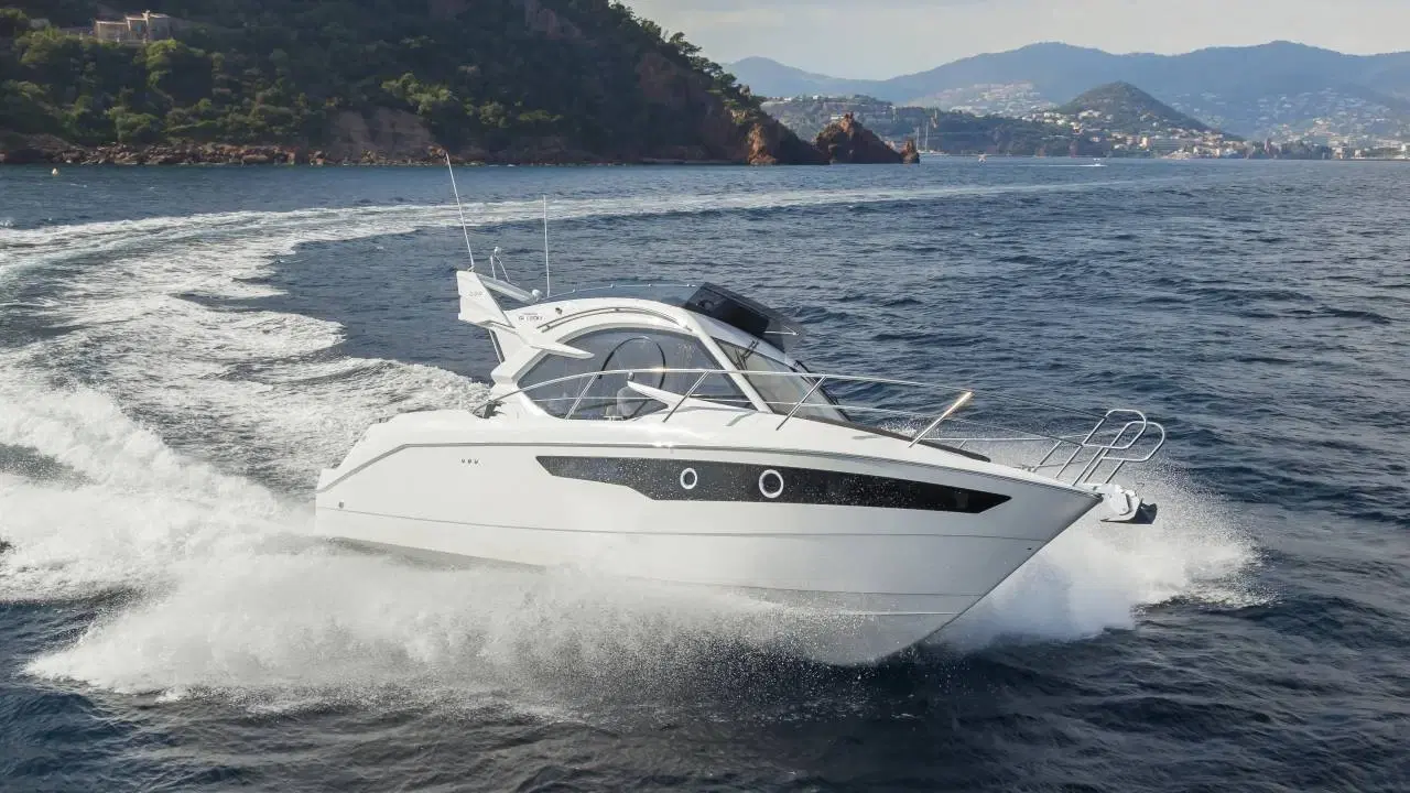 Galeon 300 FLY