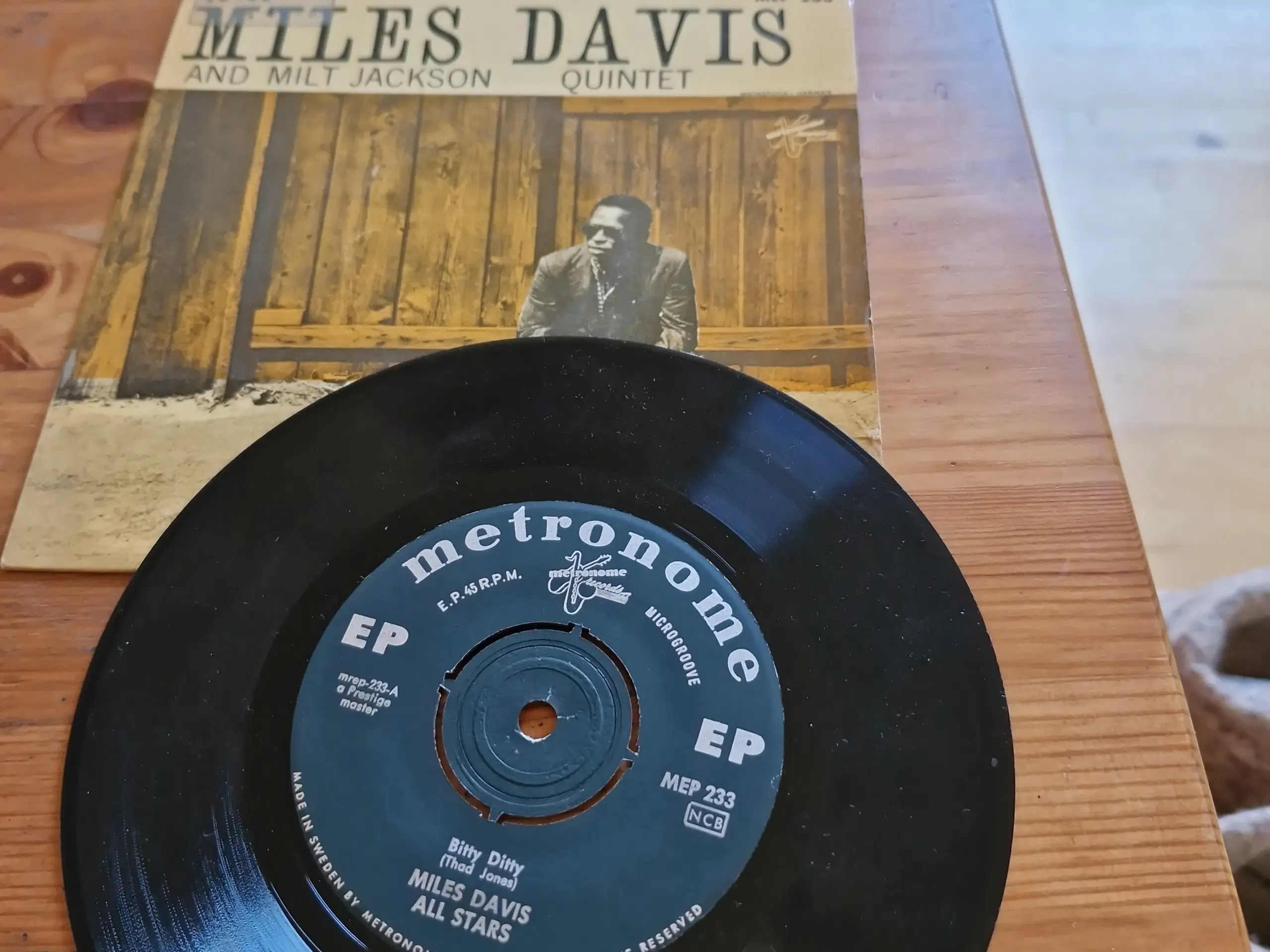 Ep plade Miles Davis og Milt Jackson quintet