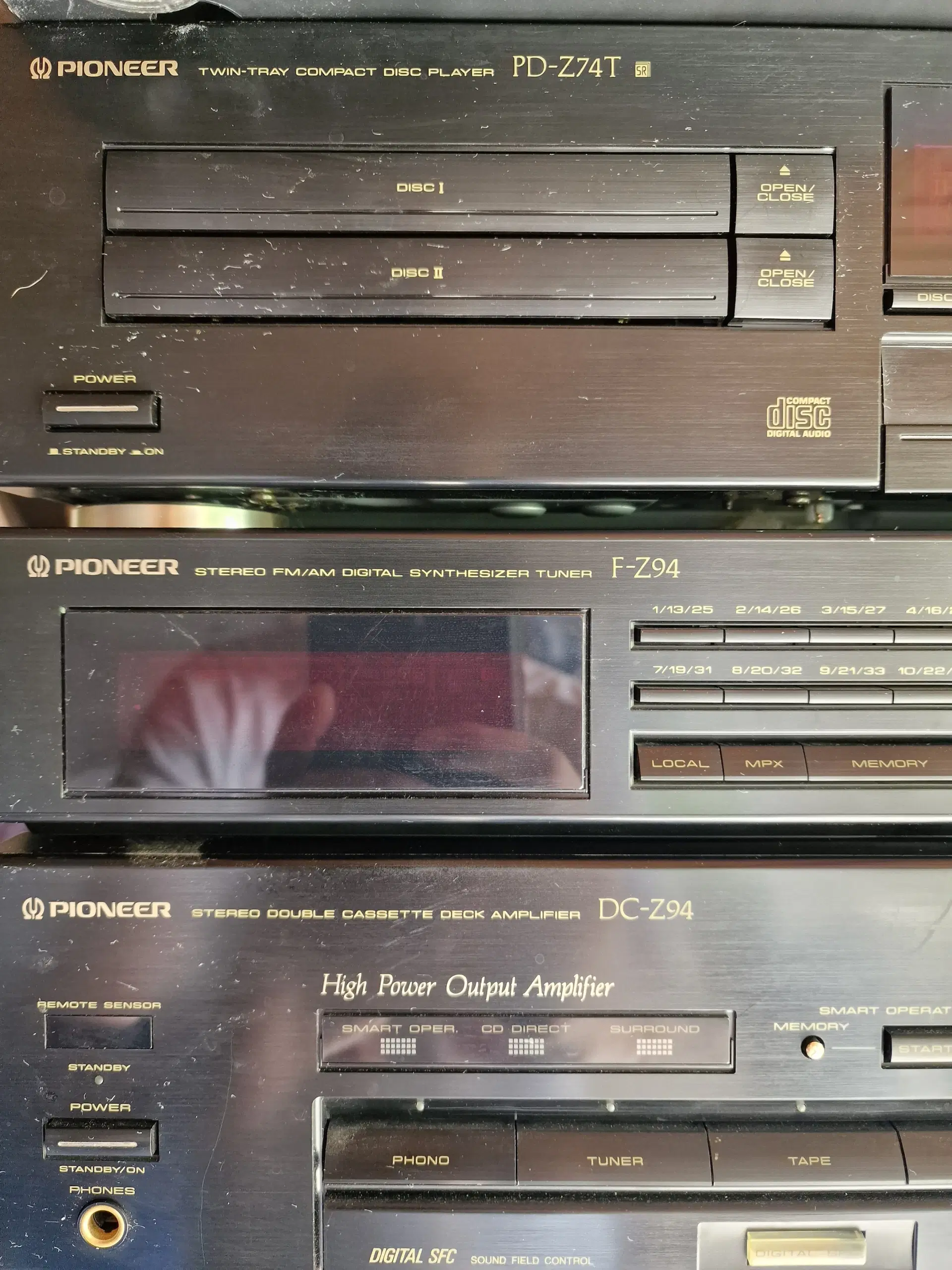 Vintage hi-fi højttalere og anlæg