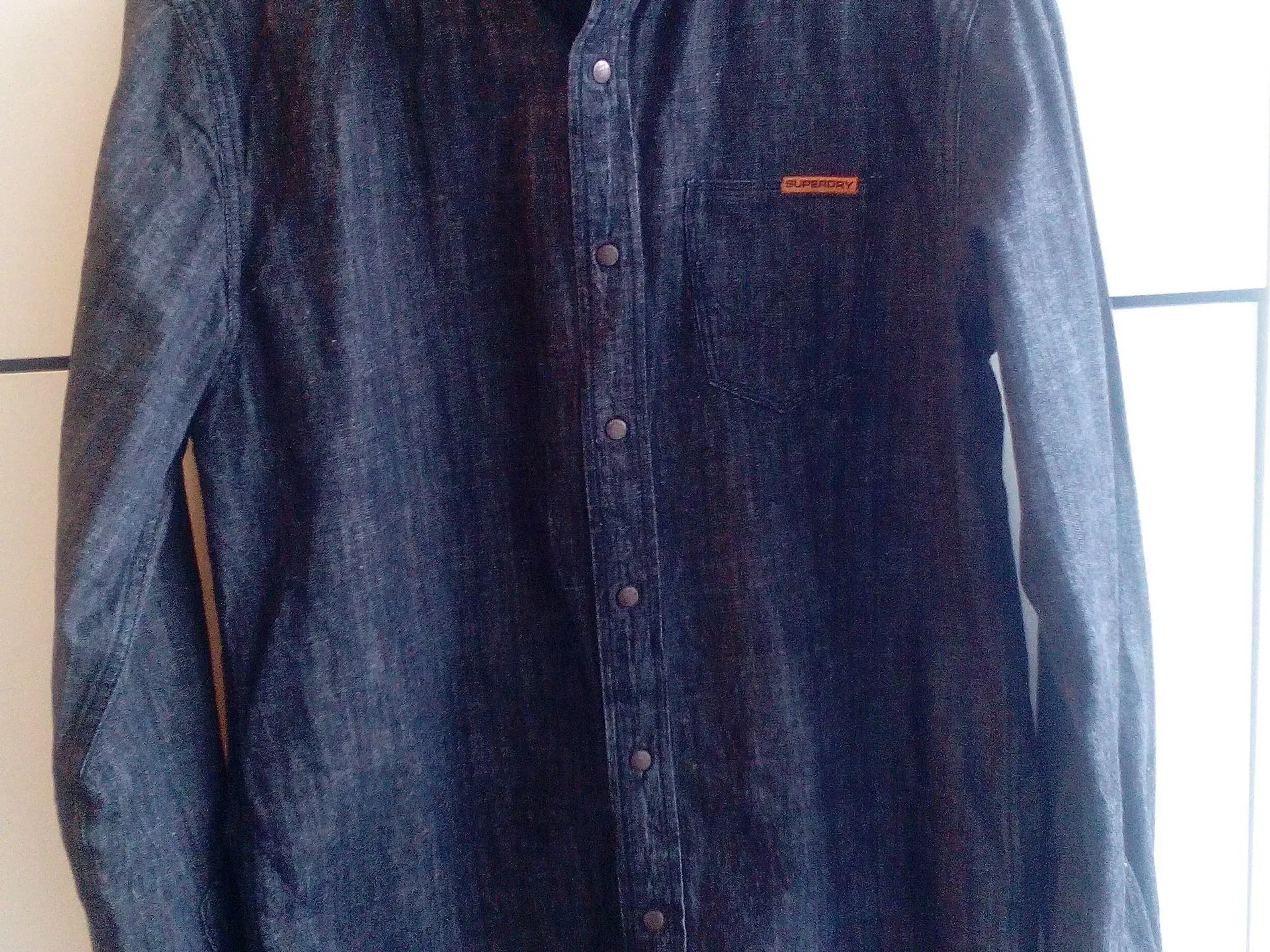 Hugo Boss  Superdry Large