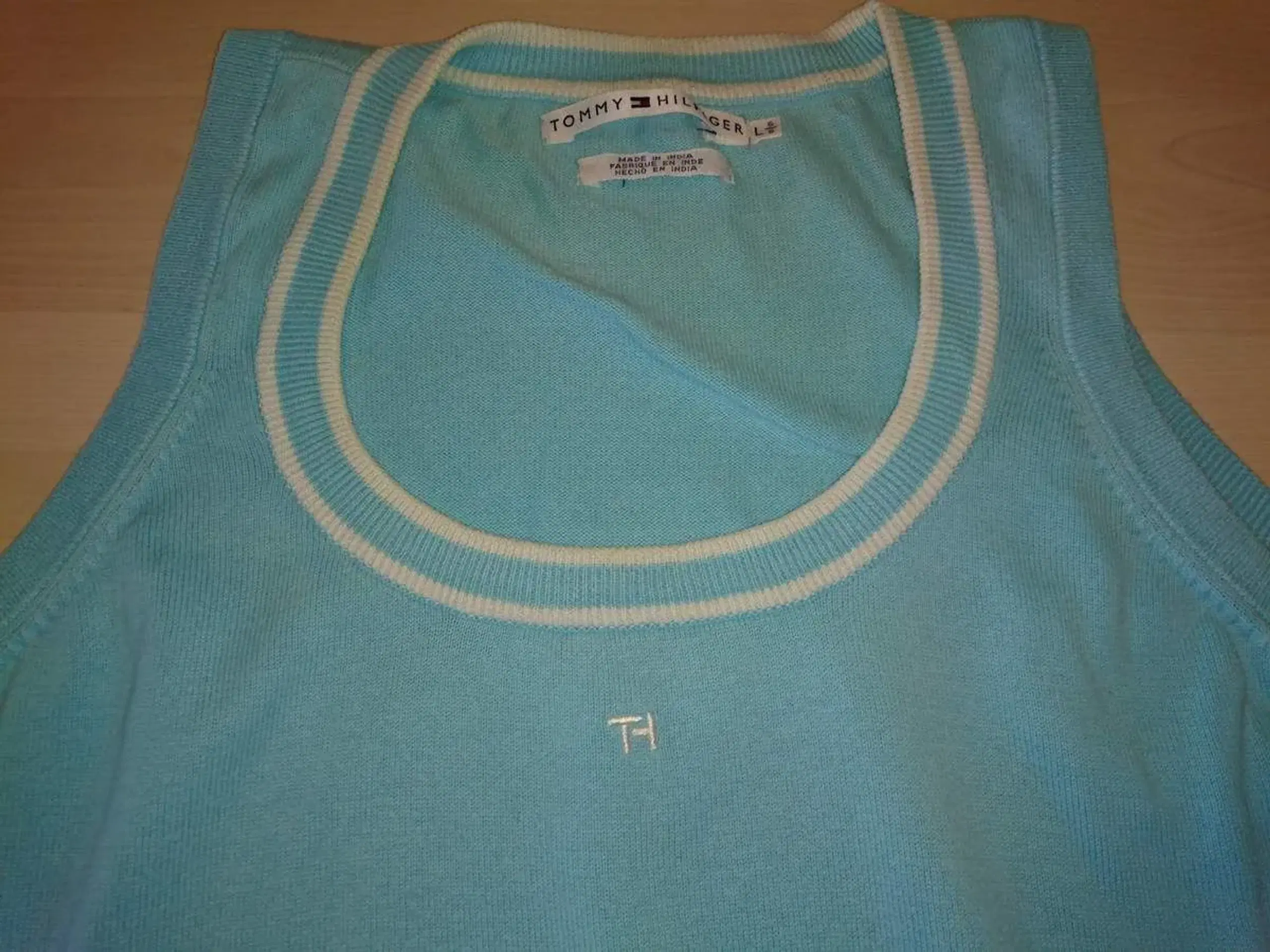 Tommy Hilfiger fint strikket top str 42