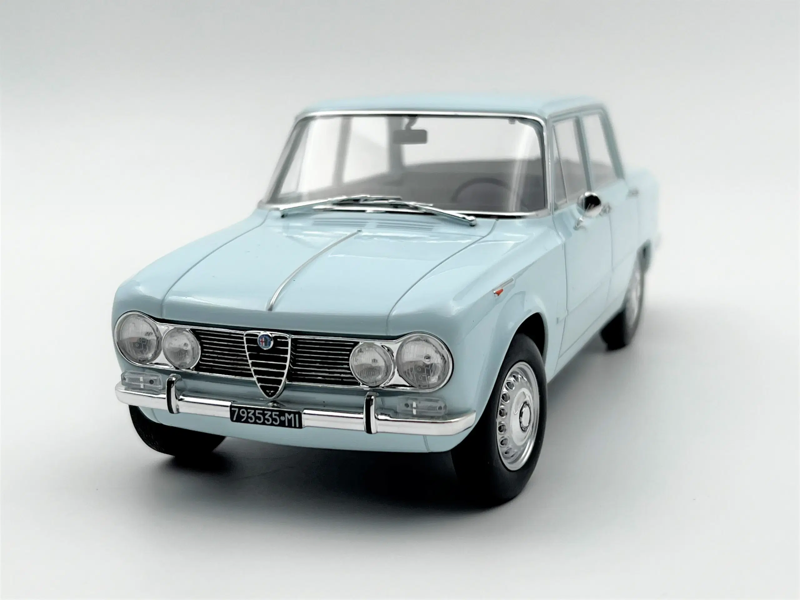 1964 Alfa Romeo Giulia Ti - Limited Edition - 1:18