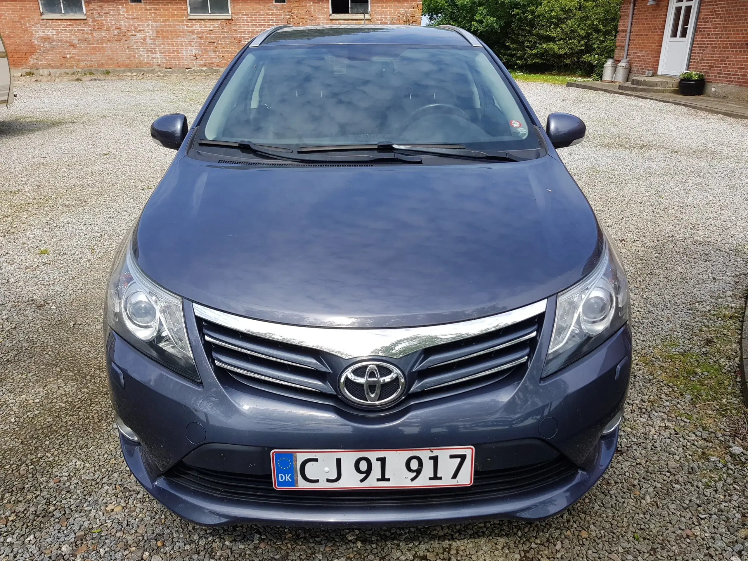 Toyota Avensis D-4D T2 sort læder T27