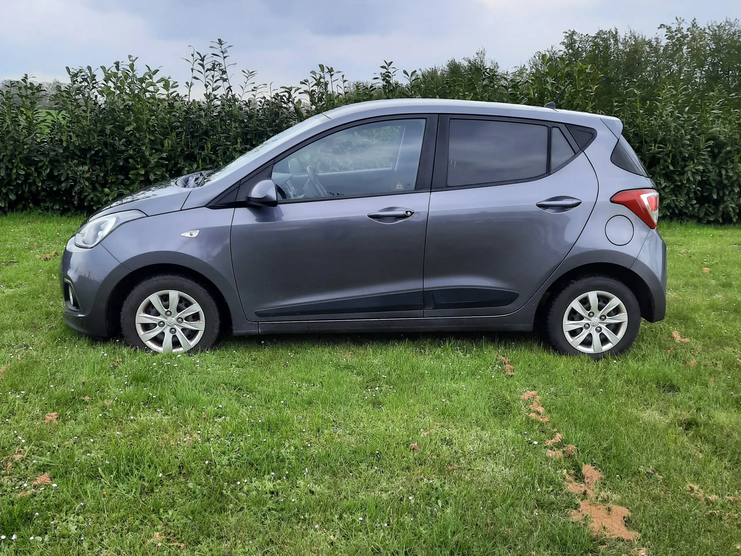 Hyundai i10 10