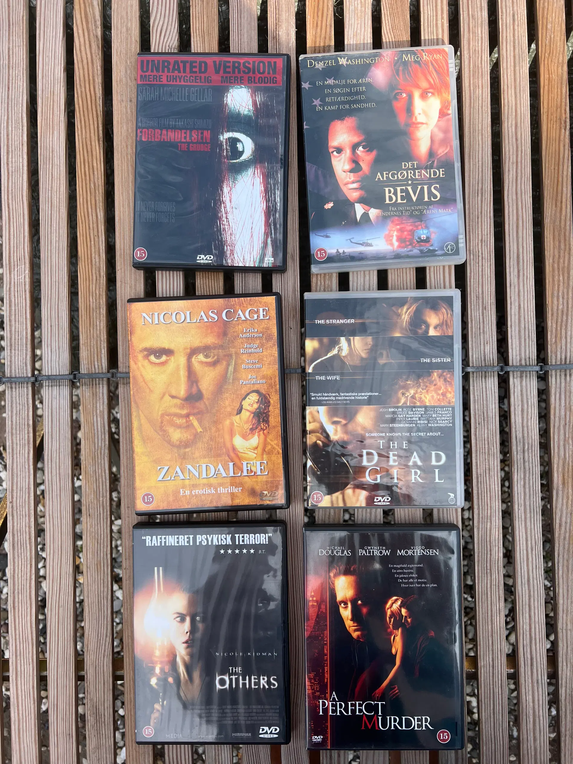 dvd film blandende genre 6-8 for 50kr