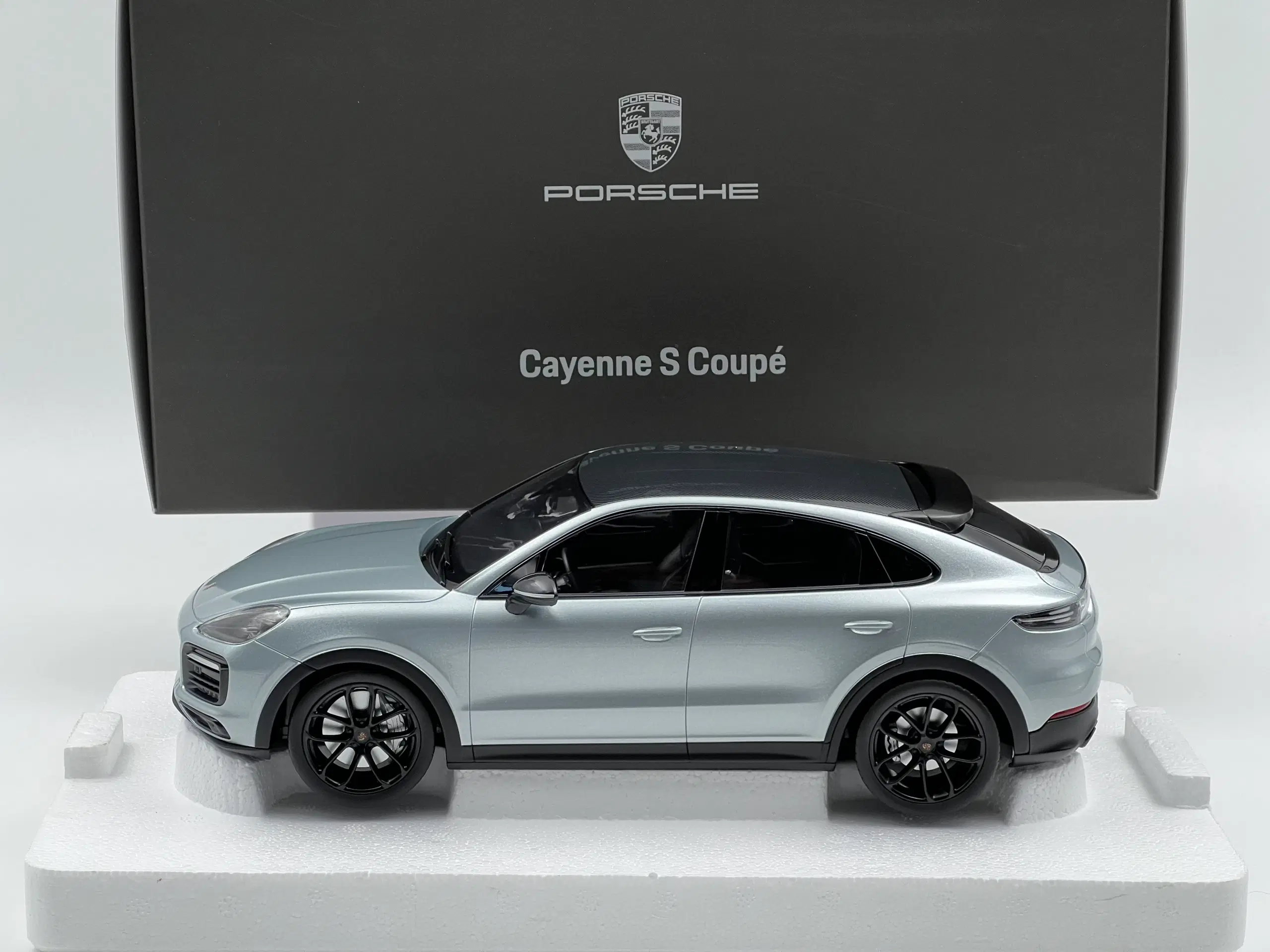 2019 Porsche Cayenne S Coupé - 1:18