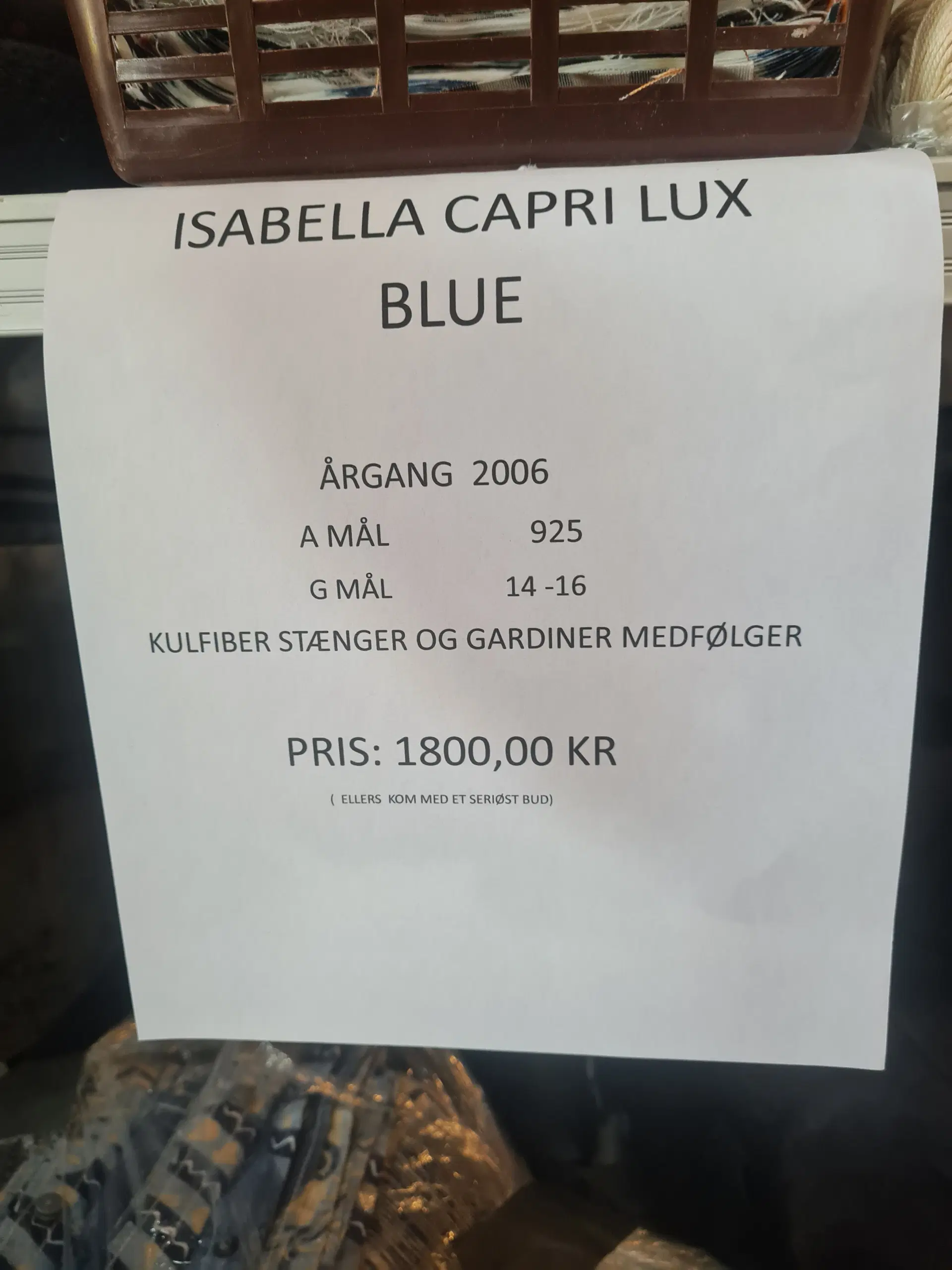 Isabella Capri lux blue fortelt årg 2006