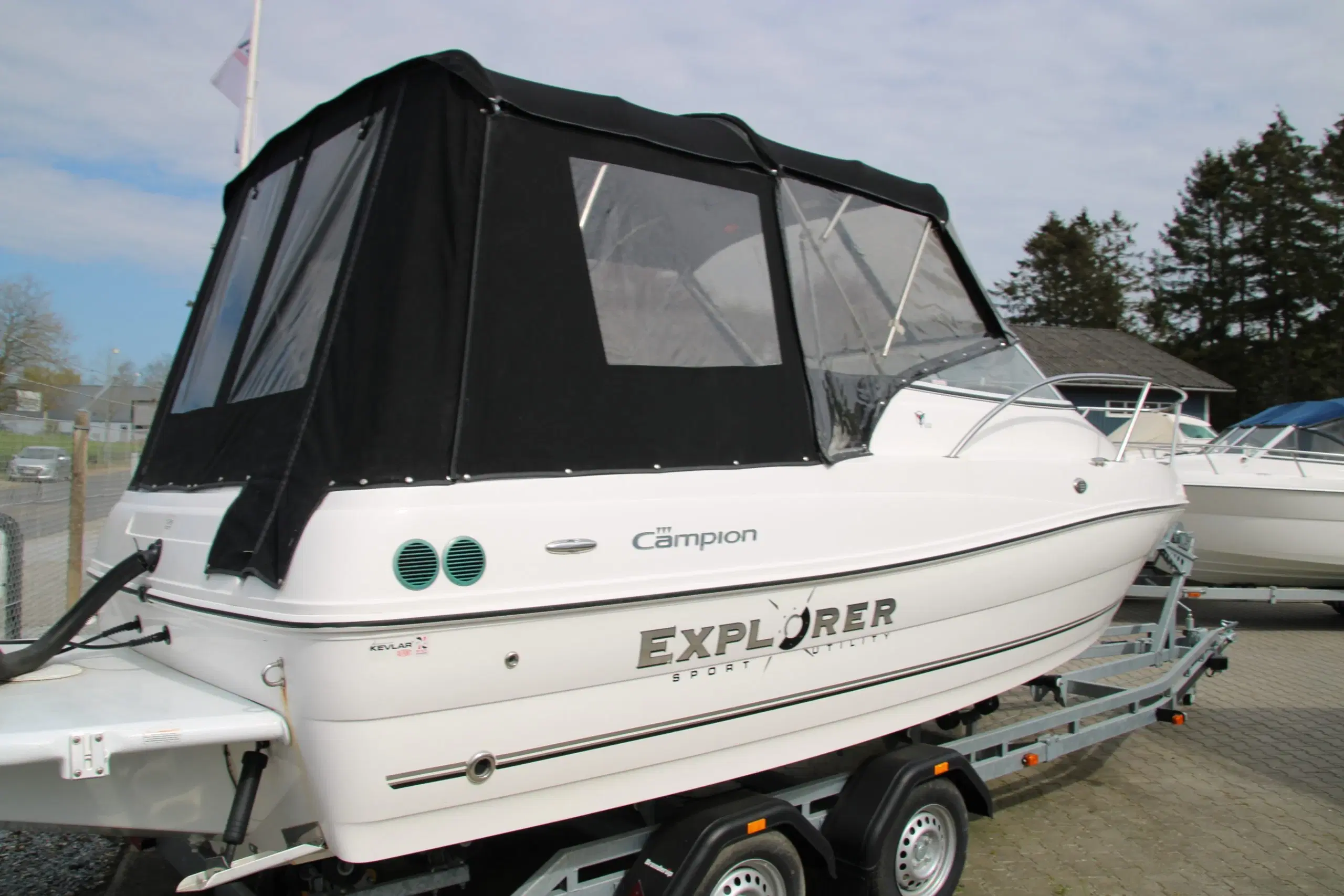 Campion 602b SC Explorer