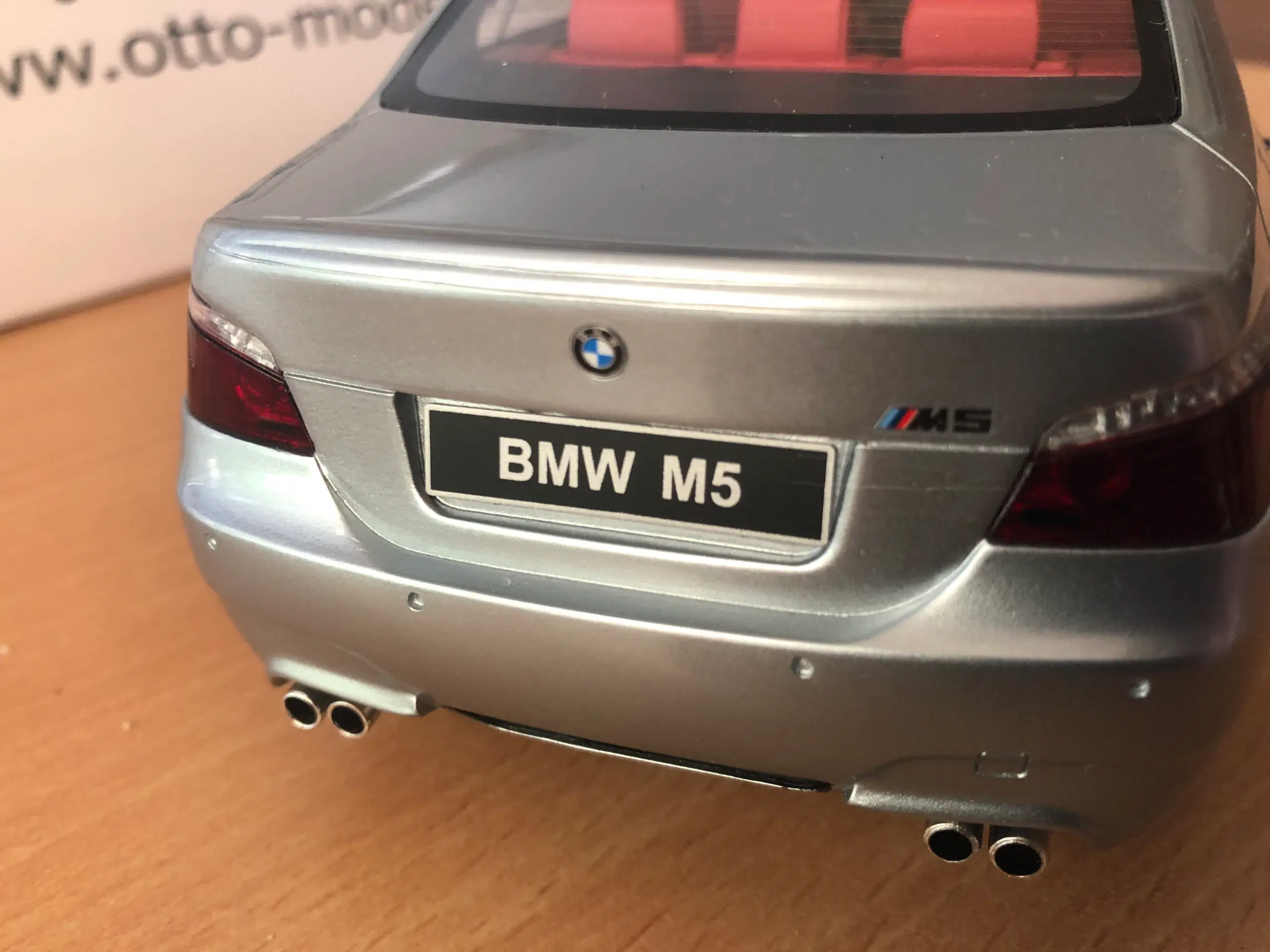 1:18 BMW M5 E61 1 udgave