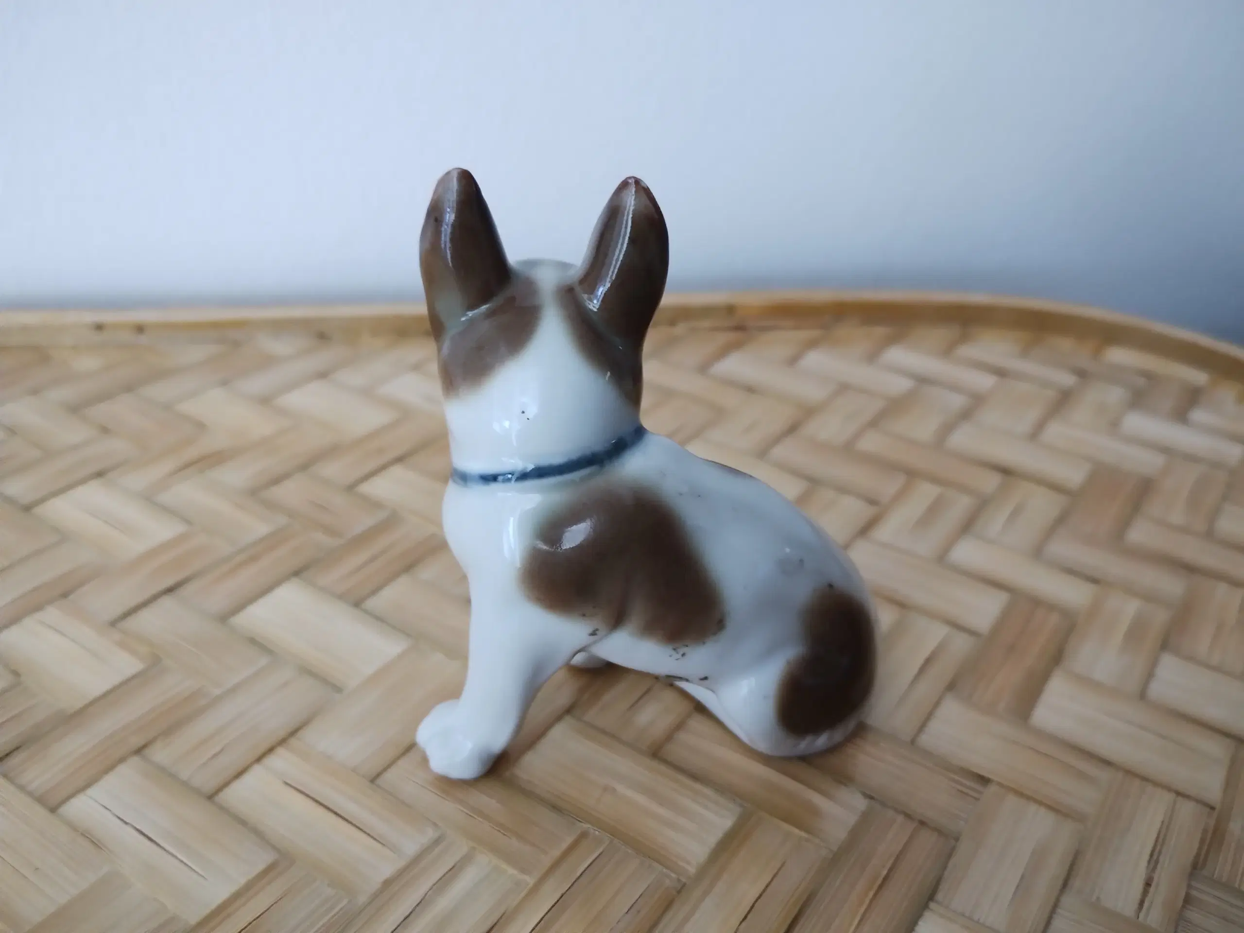 Sød Foreign porcelænshund