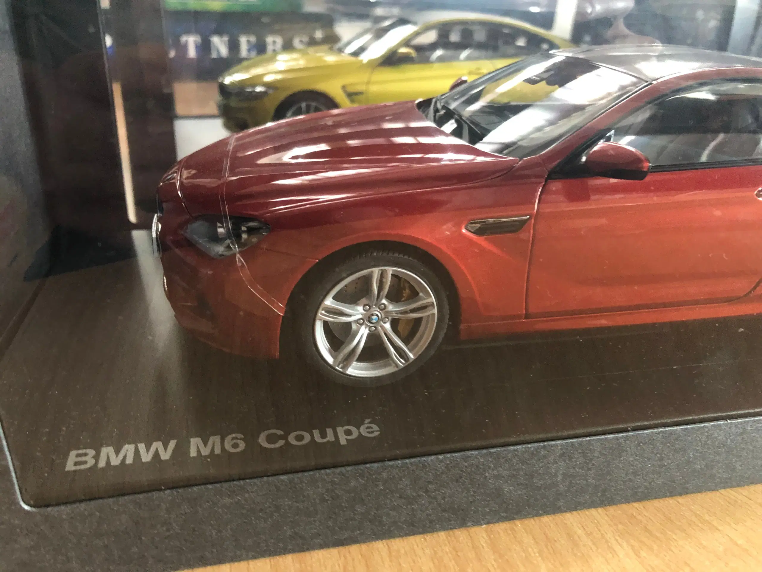 1:18 BMW M6