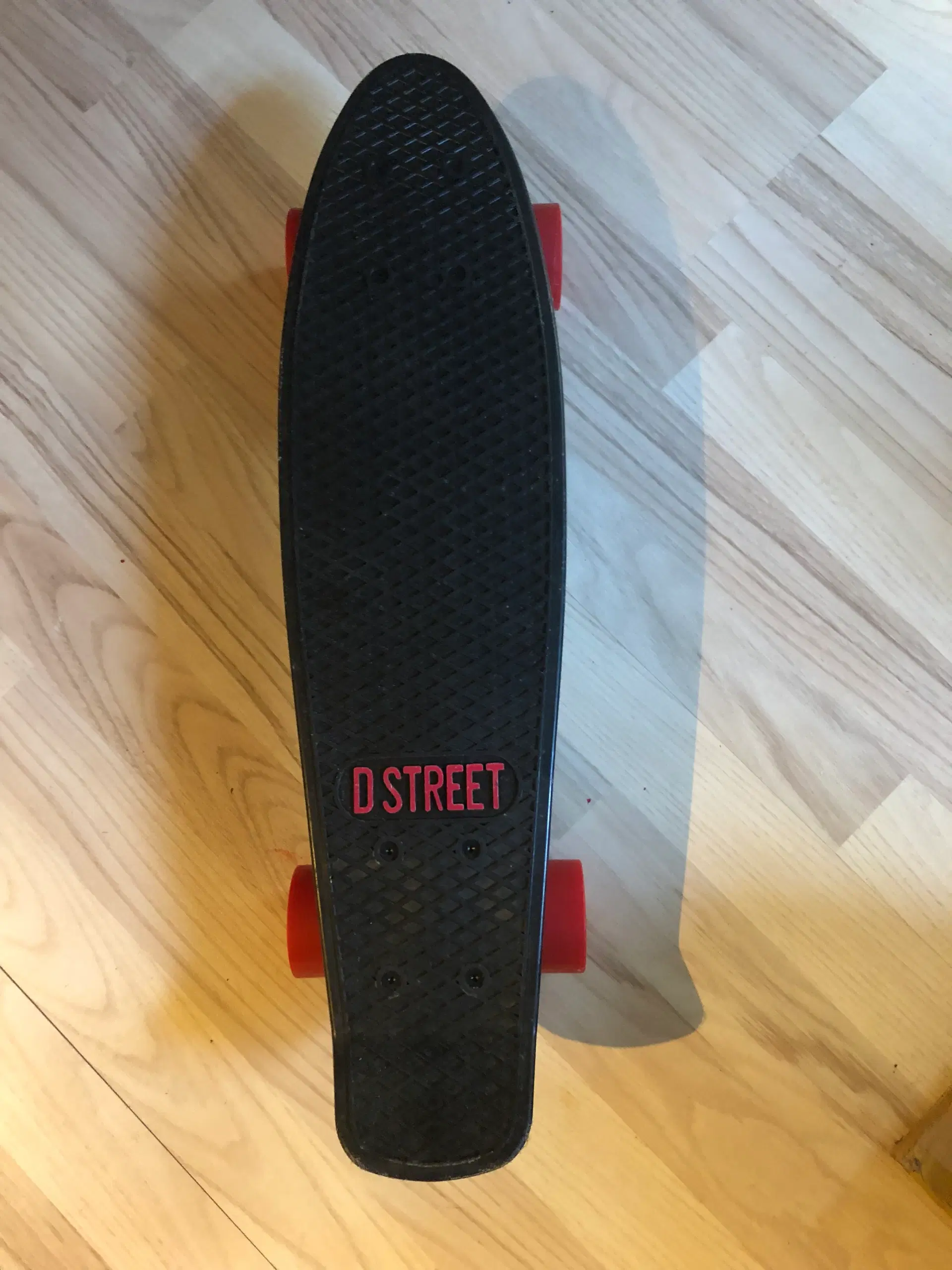 D-street mini skateboard