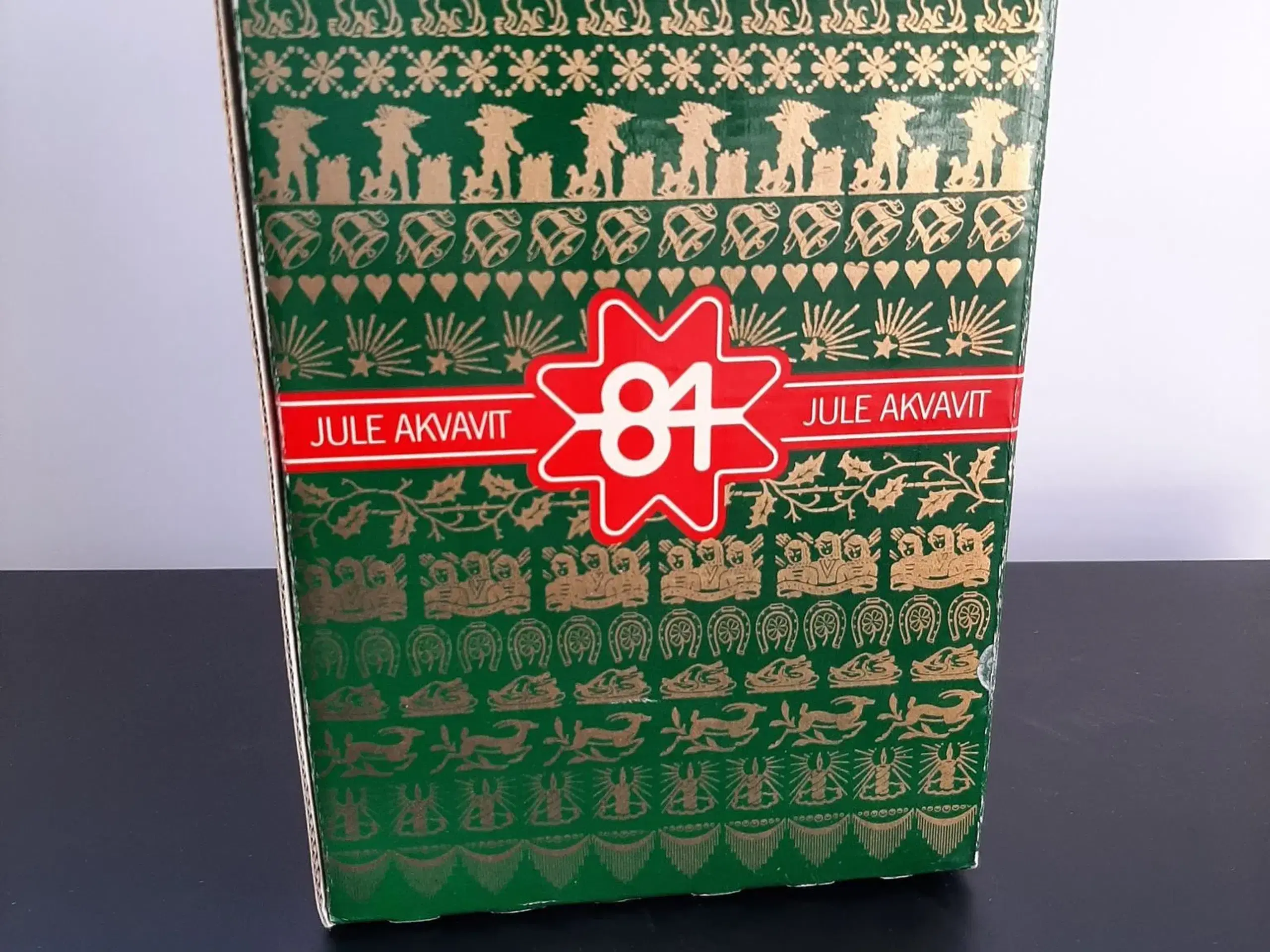 1984 Aalborg Akvavit