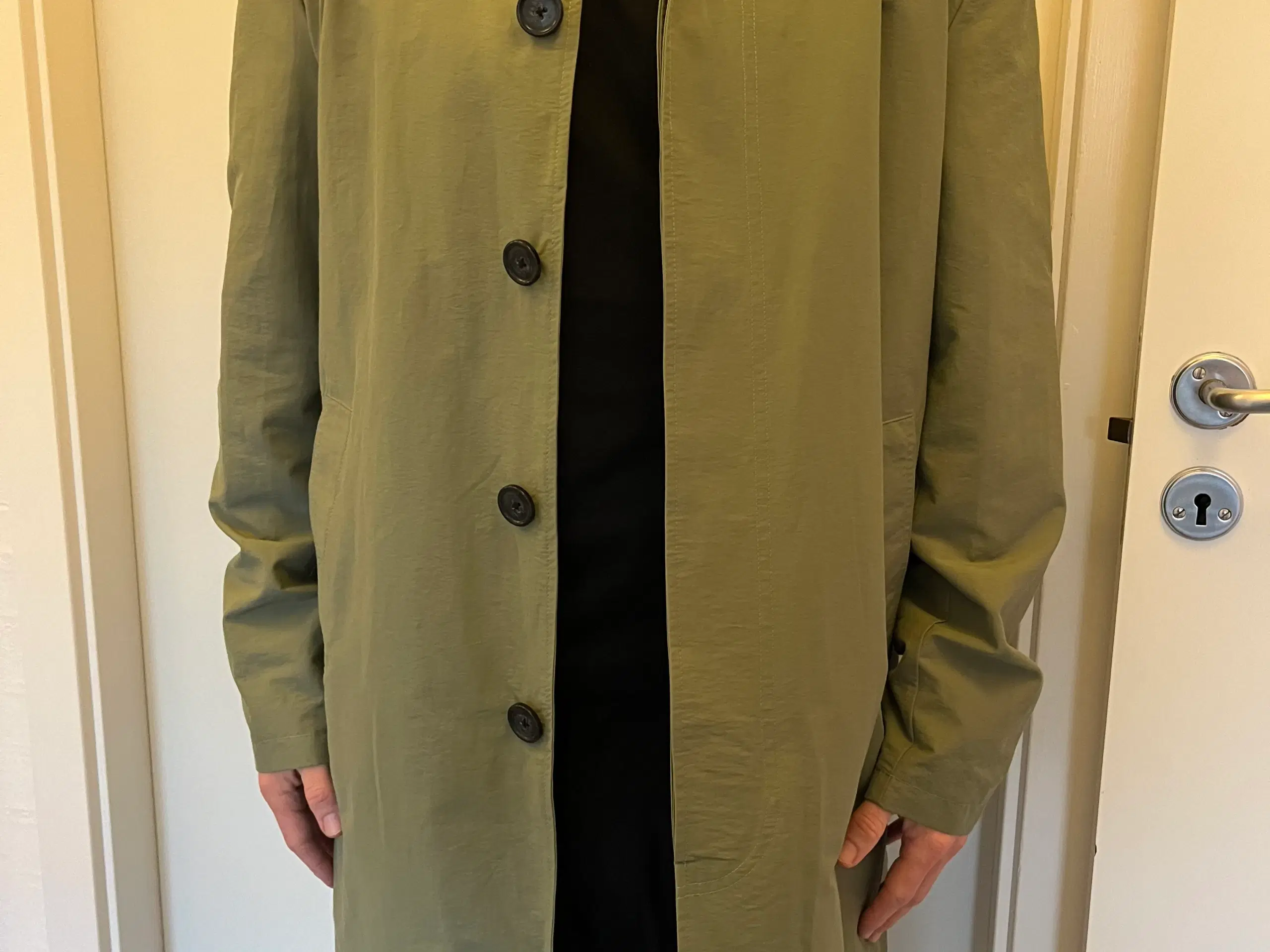 Trenchcoat fra Minimum HERRE