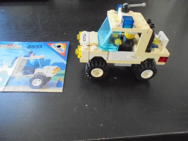 LEGO 6533 – Town Police 4 x 4