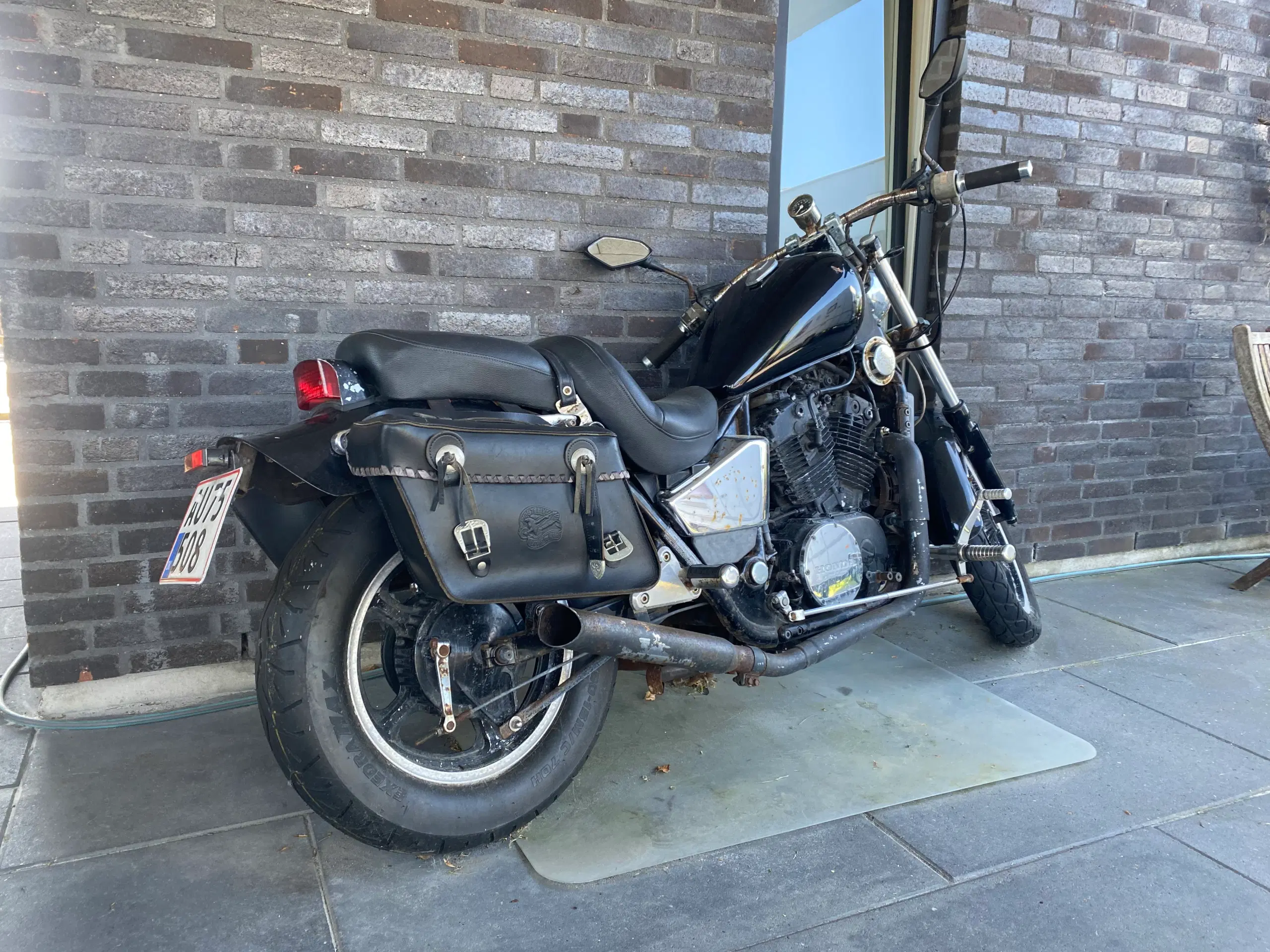 Honda VT700