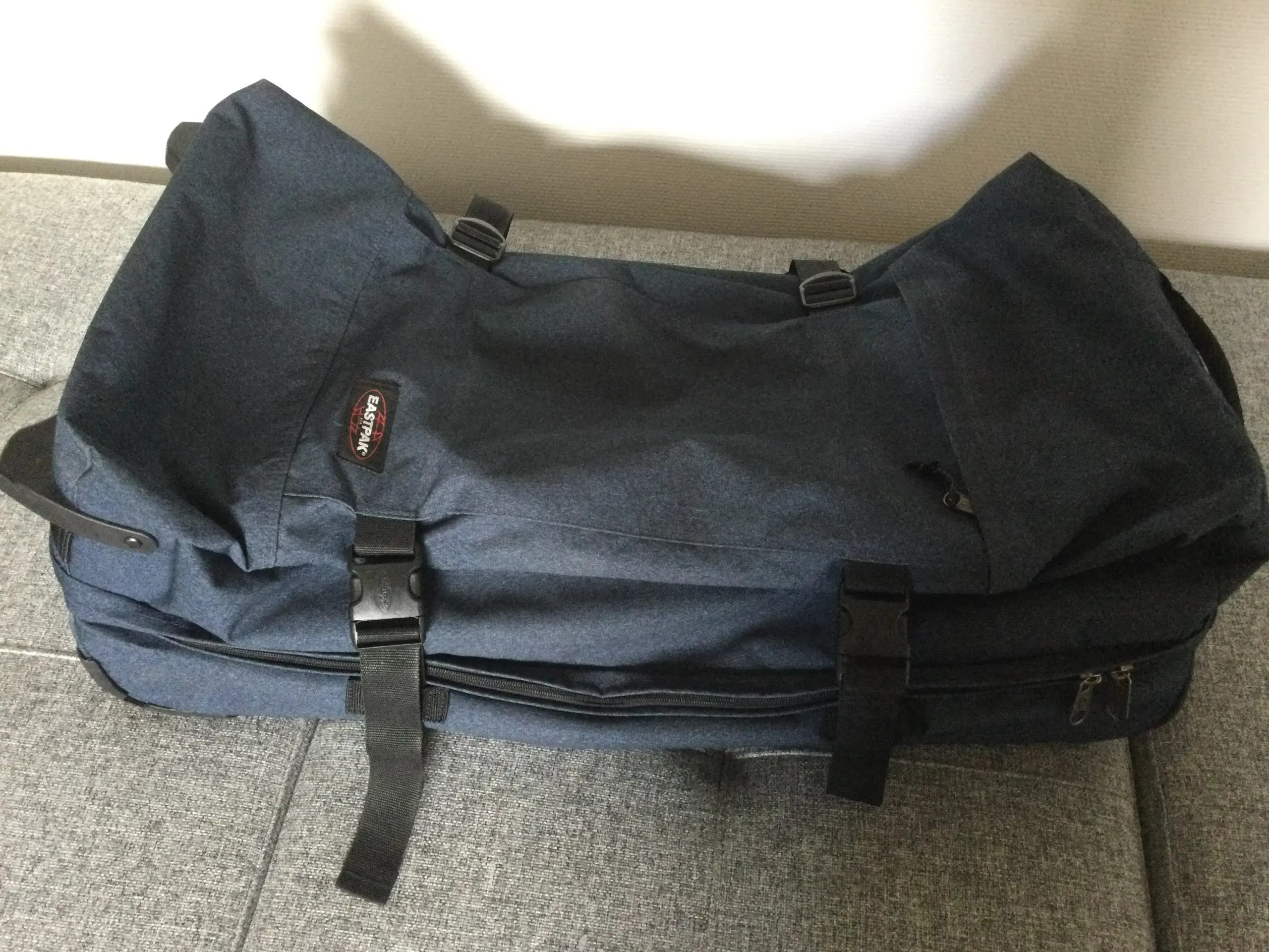 Eastpak rejsetaske m/hjul som ny