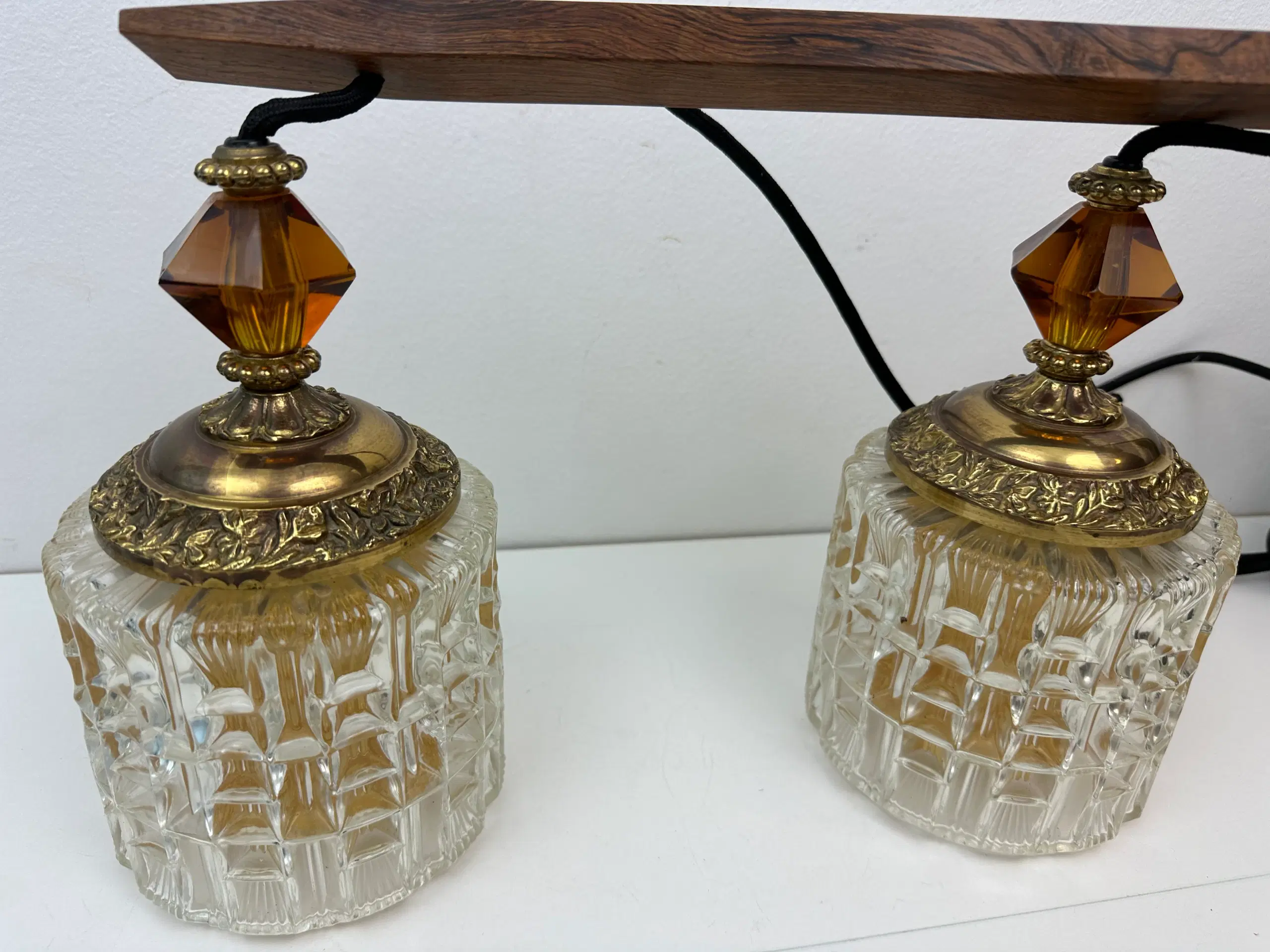 Retro lampe i palisander messing og glas