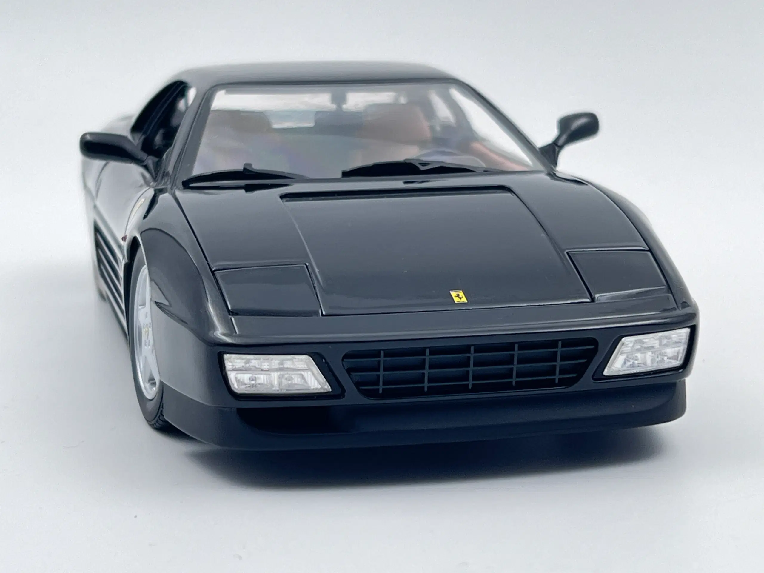 1991 Ferrari 348TB Sort / HotWheels - 1:18