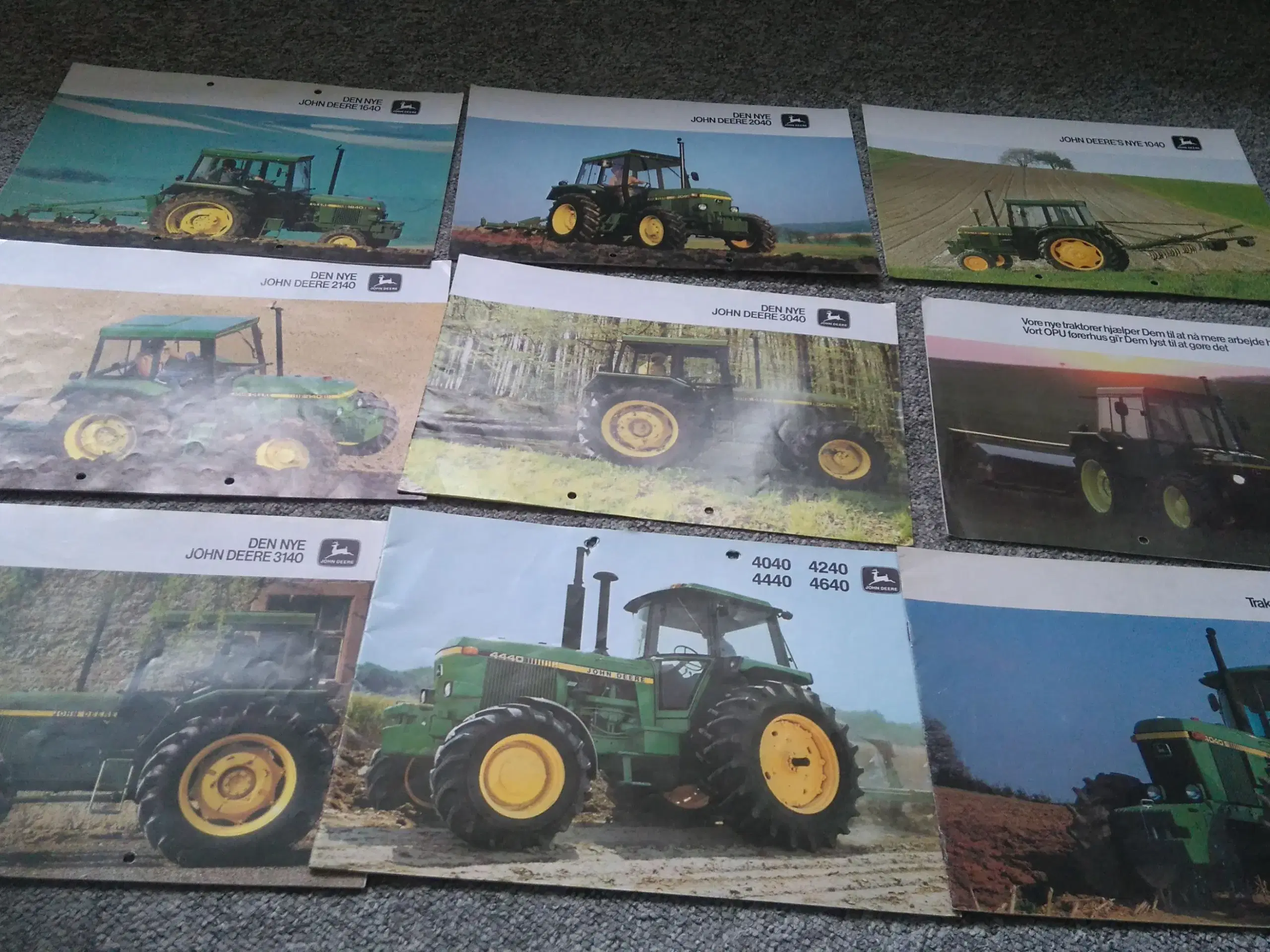 John deere brochurer lot