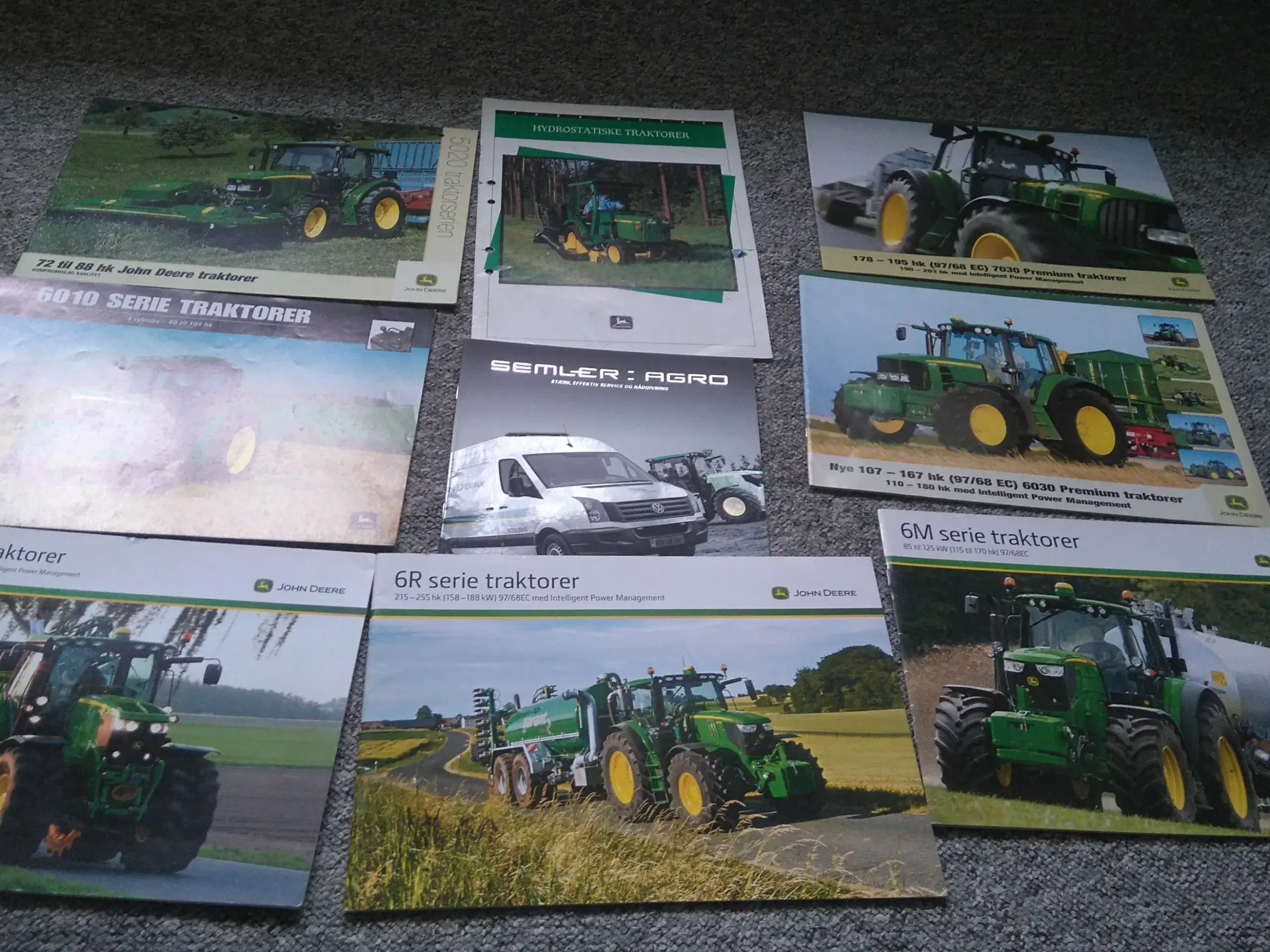 John deere brochurer lot