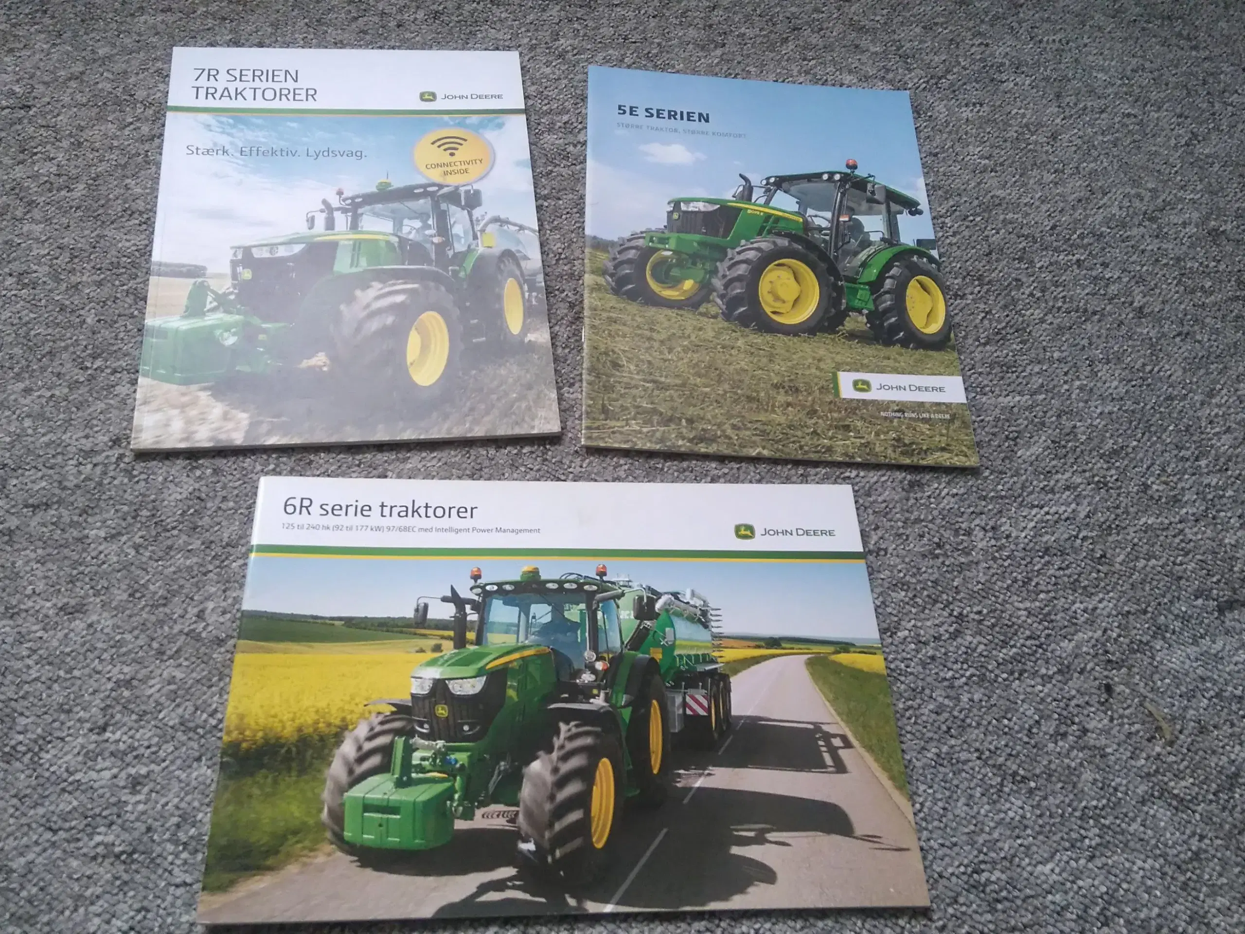 John deere brochurer lot