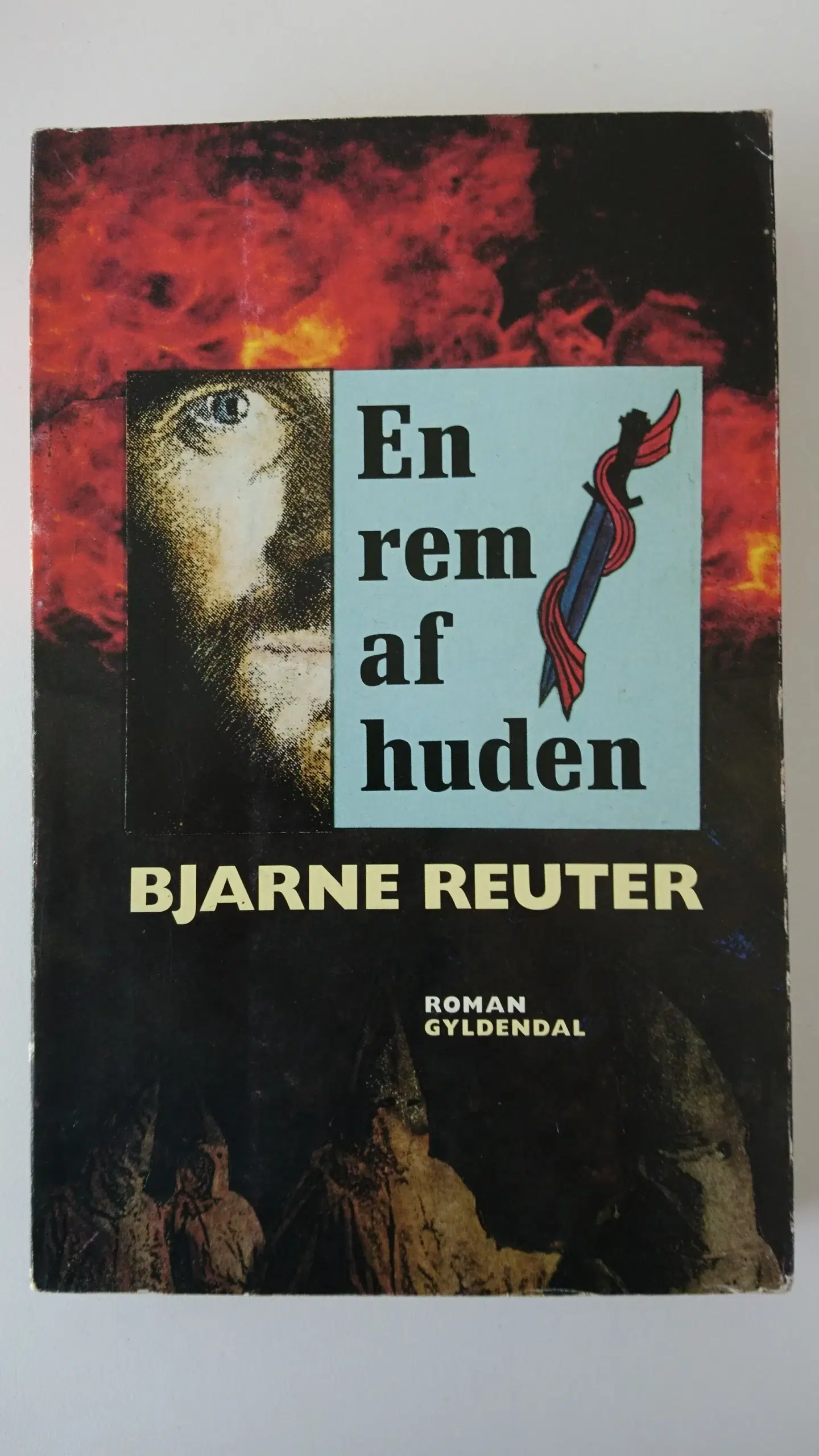 En rem af huden Af Bjarne Reuter