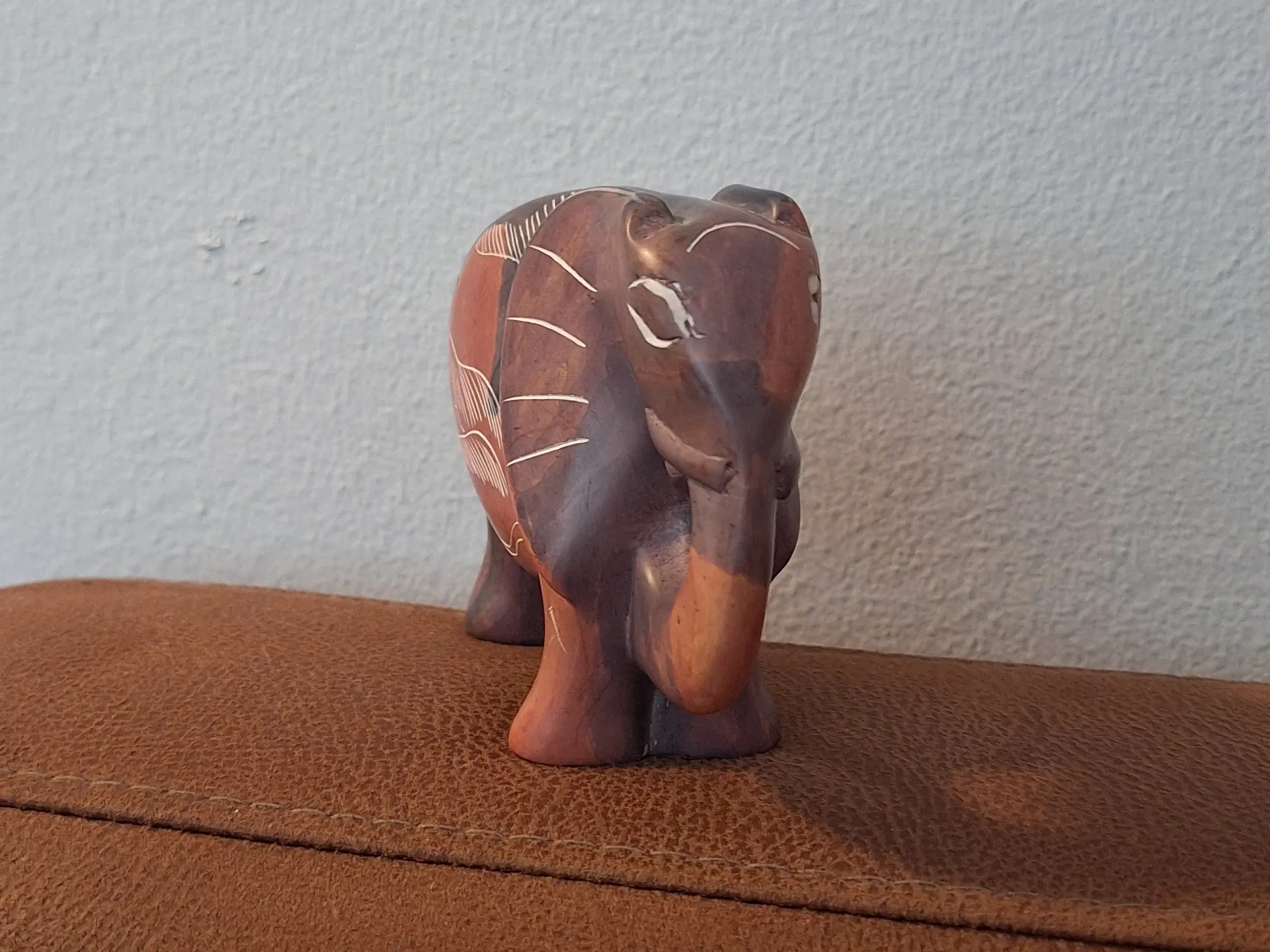 Elefant I fedtsten