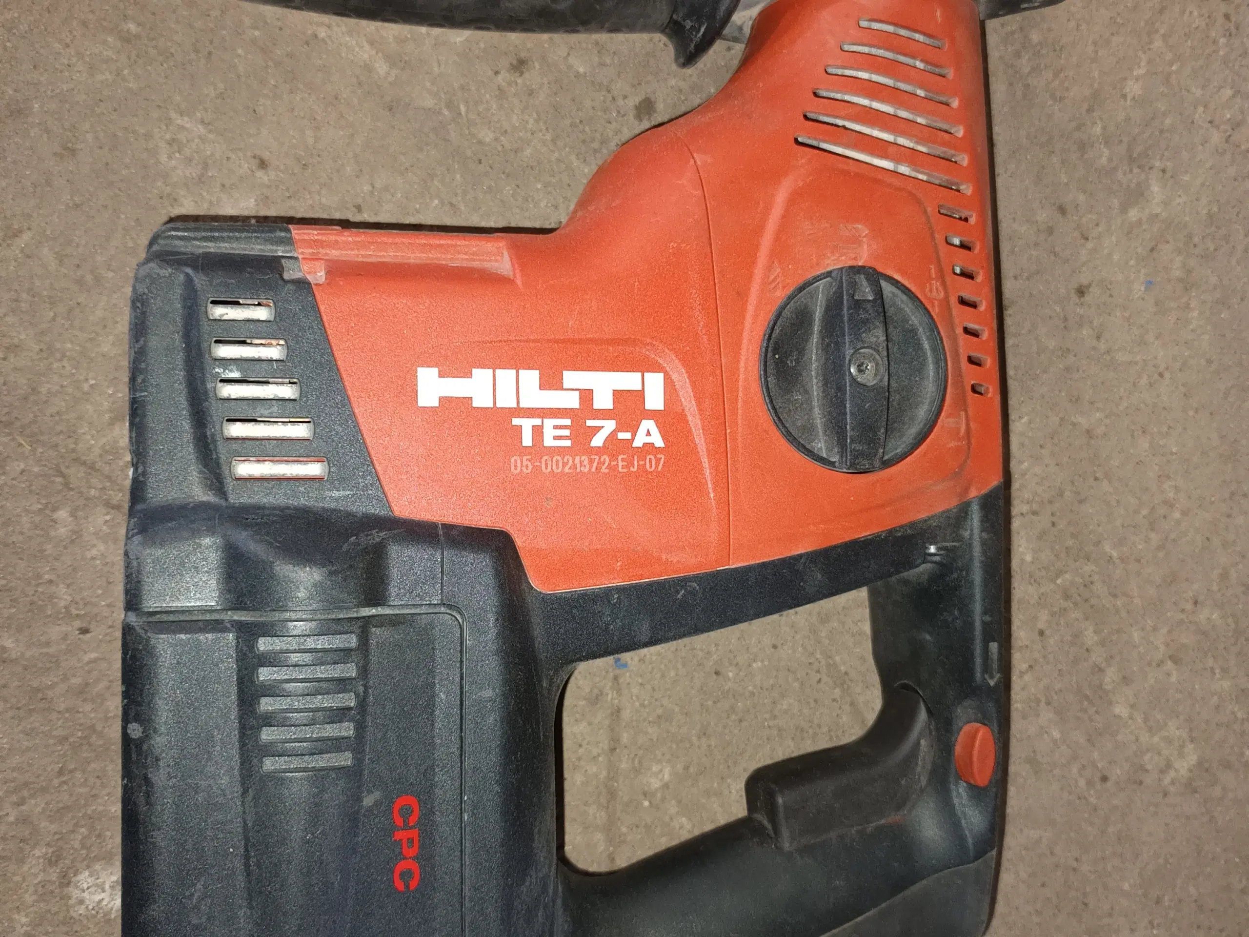 Hilti borehammer