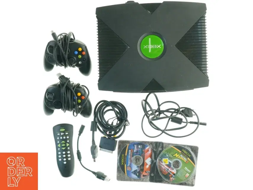 Original Xbox konsol med tilbehør fra Xbox (str 32 x 24 x 7 cm)