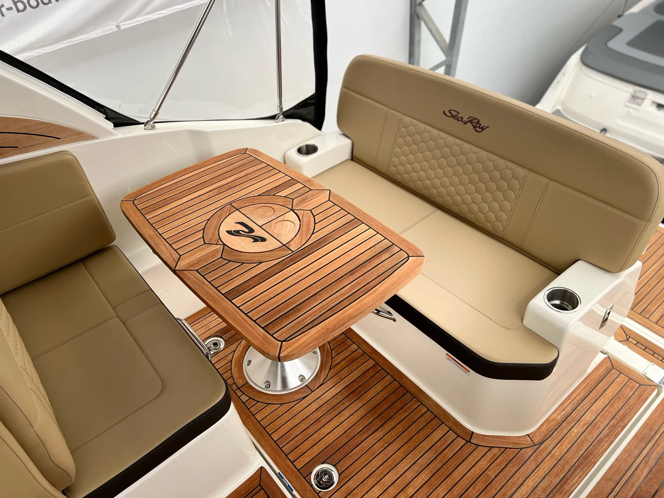 Searay 265 Sundancer (ÅRG 2020) MerCruiser 62MPI