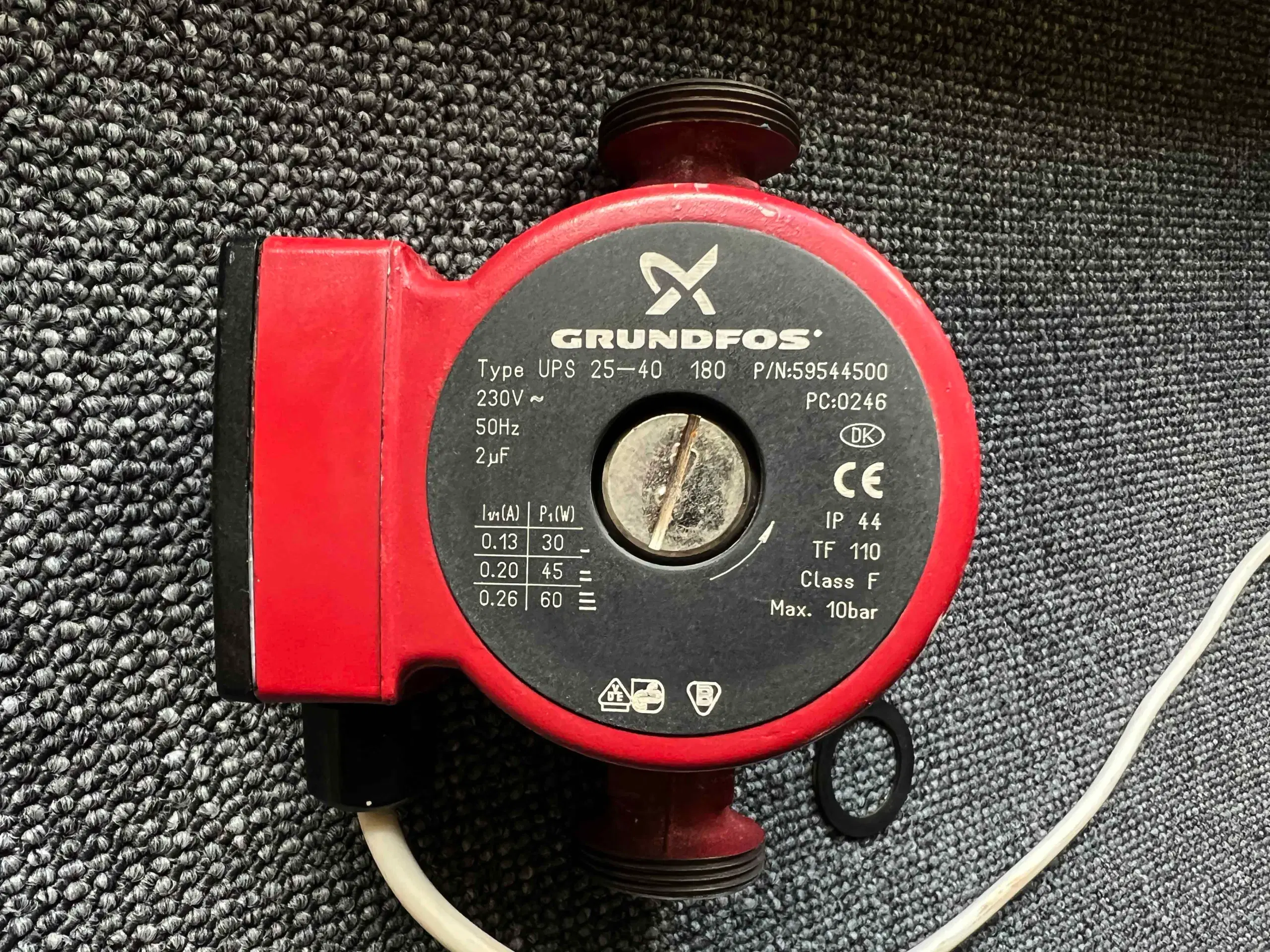 GRUNDFOS 25-40 cirkulationspumpe