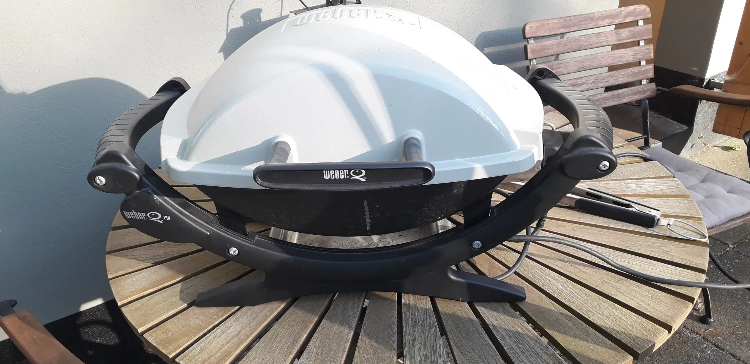 El bord grill model Q140