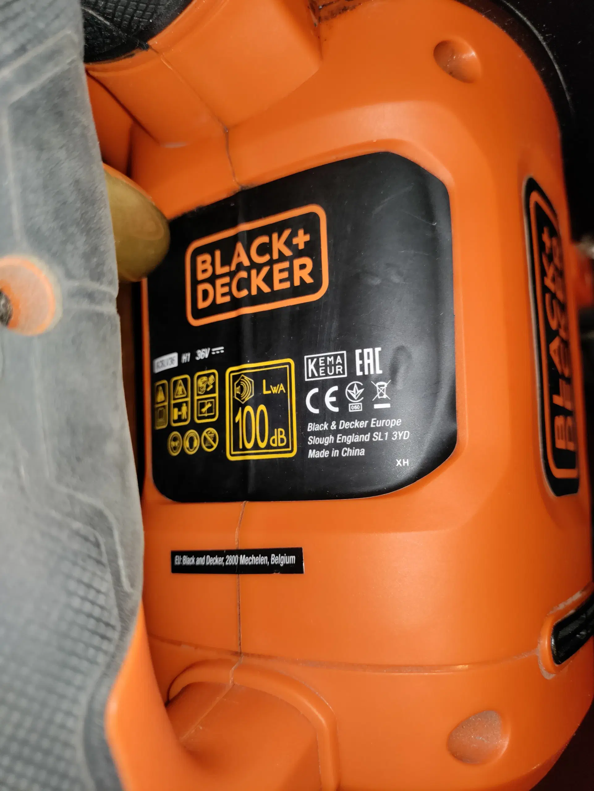 Black + Decker løvblæser/suger mlader og