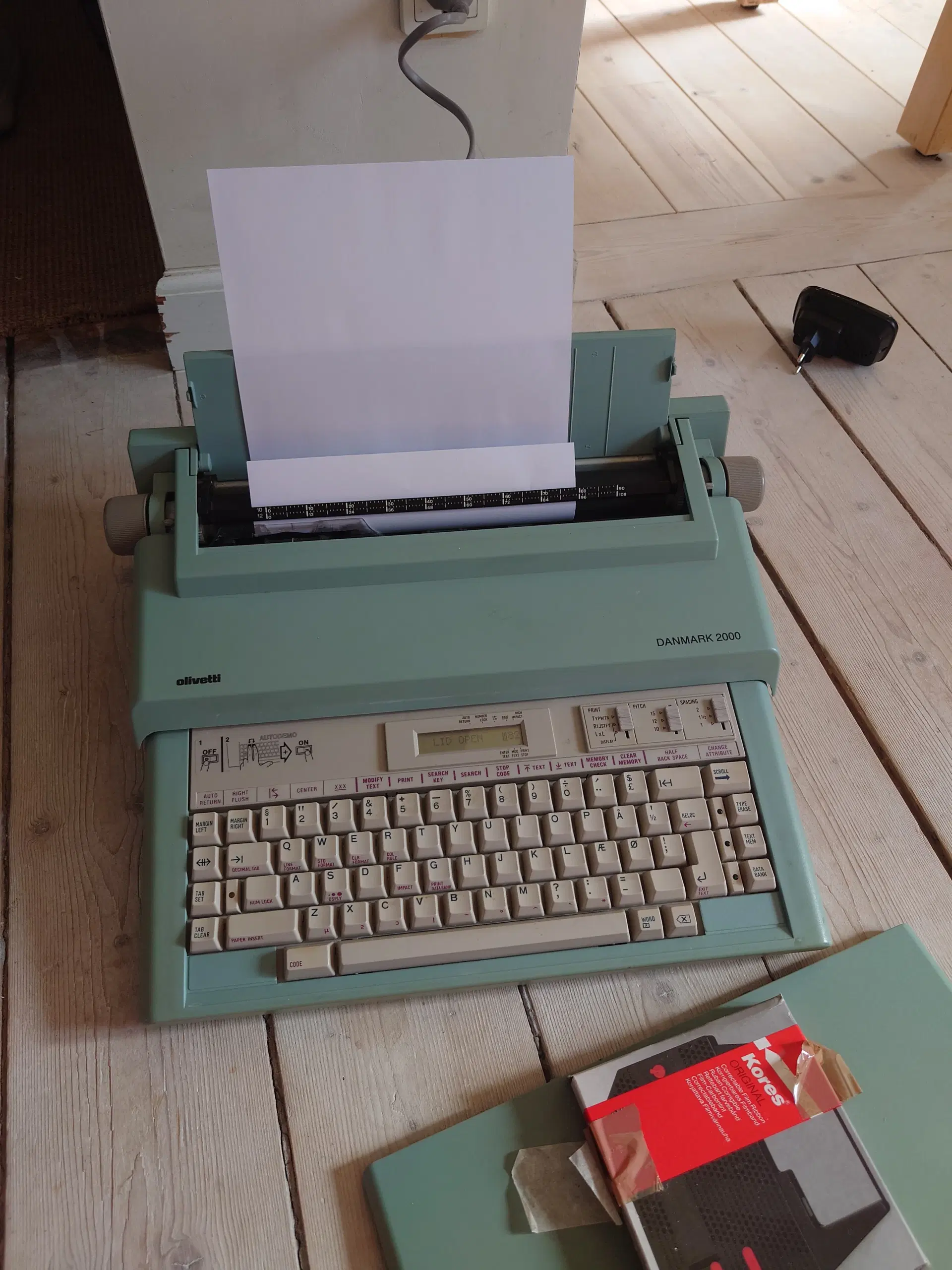 Olivetti Danmark 2000 skrivemaskine