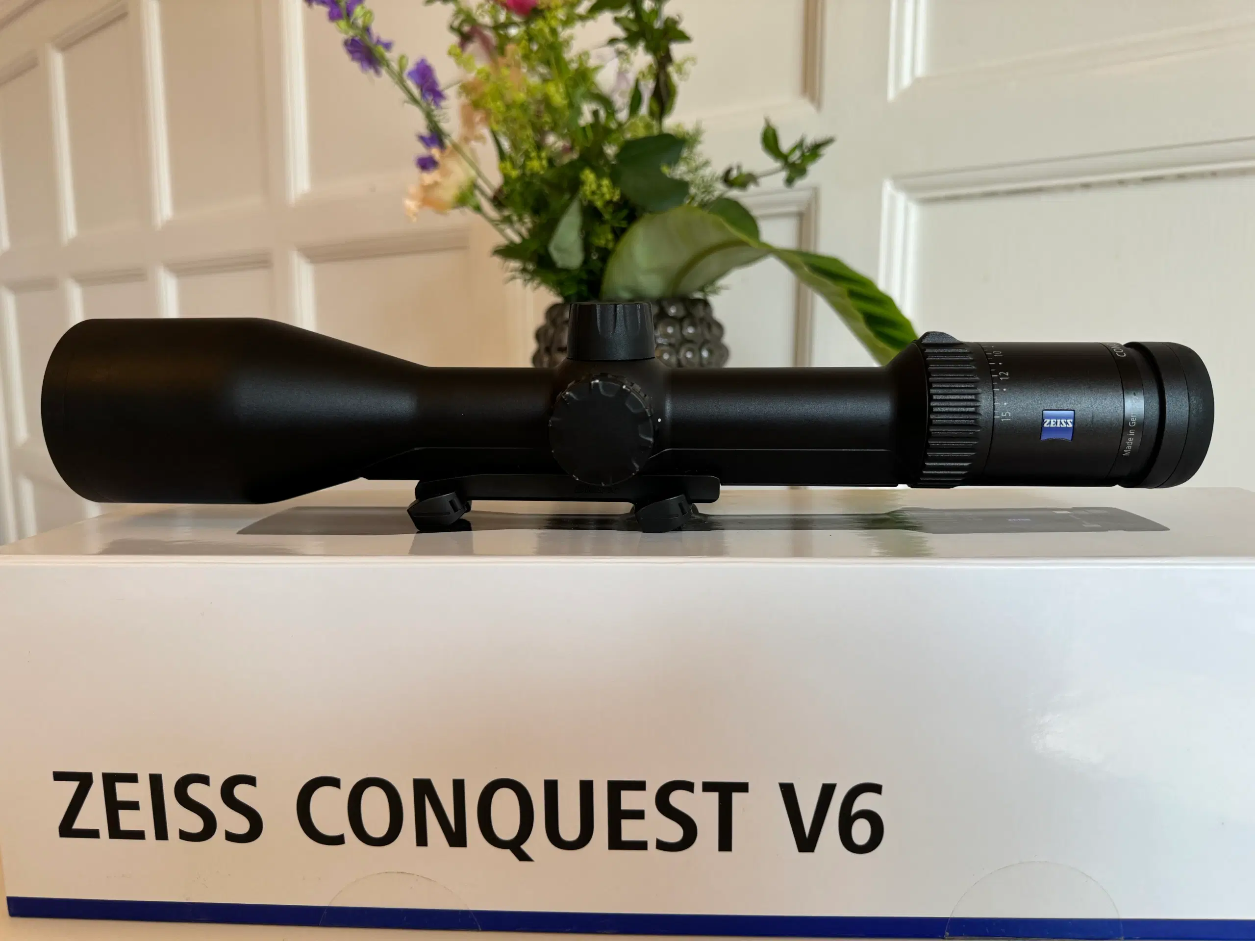 Zeiss Conquest V6 25-15x56 til skinne