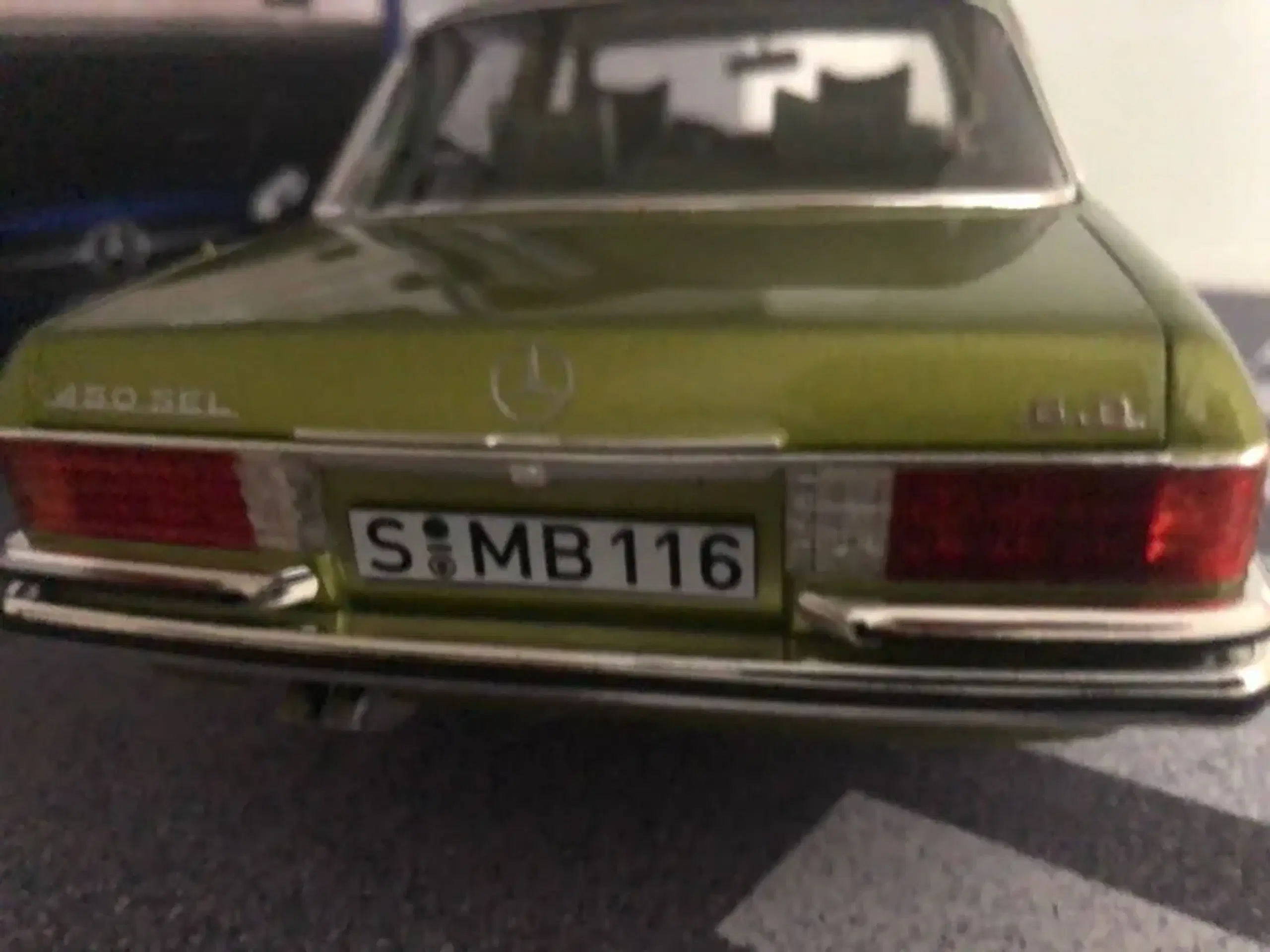 Mercedes 450 SEL 69