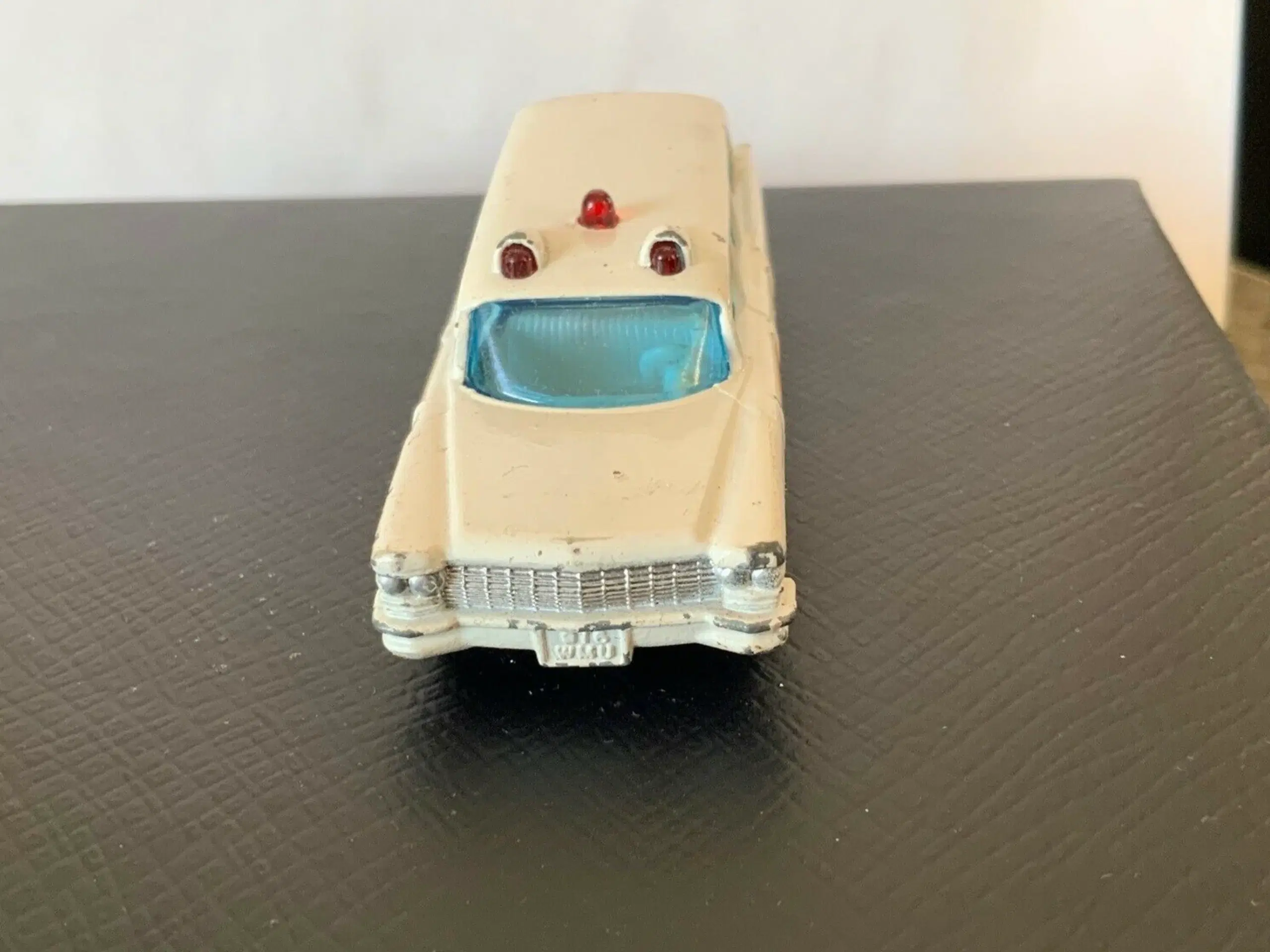 Matchbox No 54 SS Cadillac Ambulance