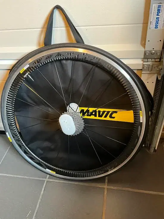 Hjulsæt Racer Mavic Black Cosmic Pro Carbon