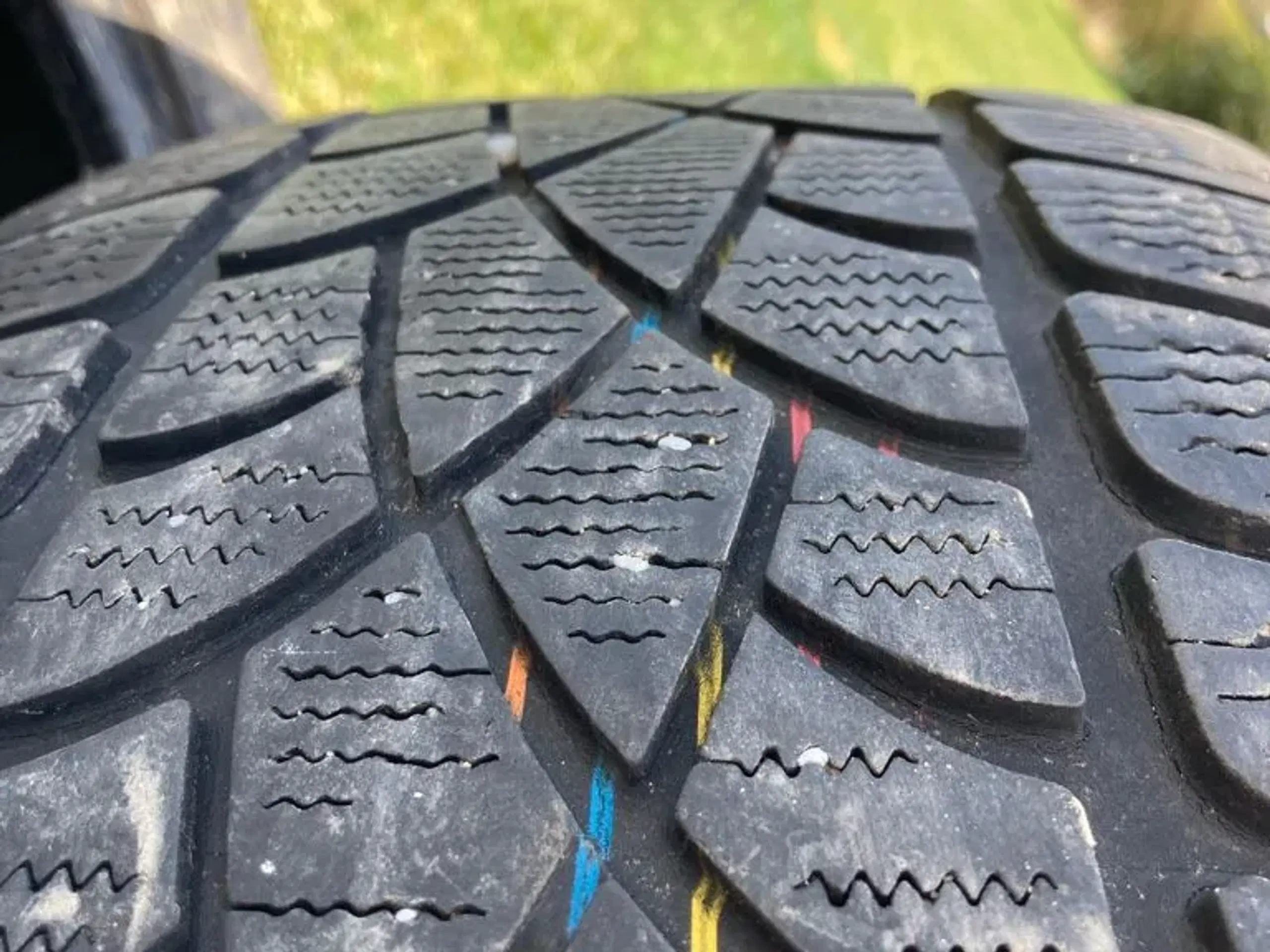 20 tommer Dunlop 255/45R20