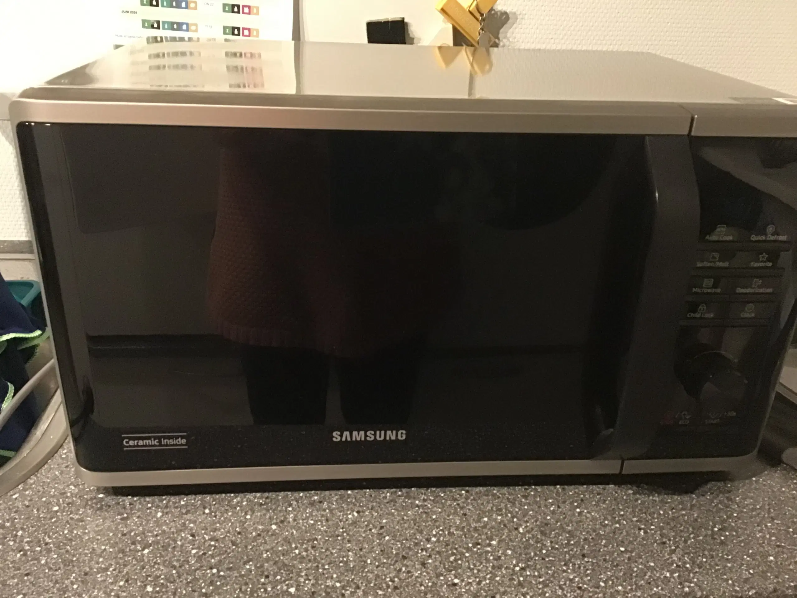 Microbølgeovn Samsung 23L