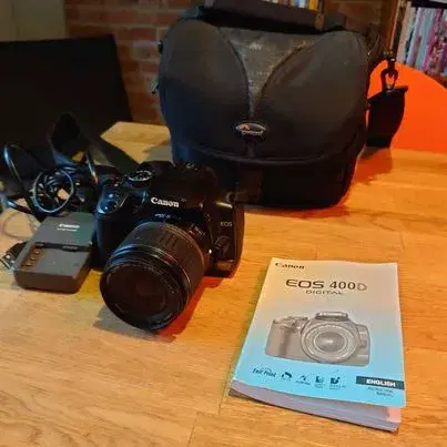 Canon EOS 400D 102 mp 4Gb ram 18-55mm objektiv