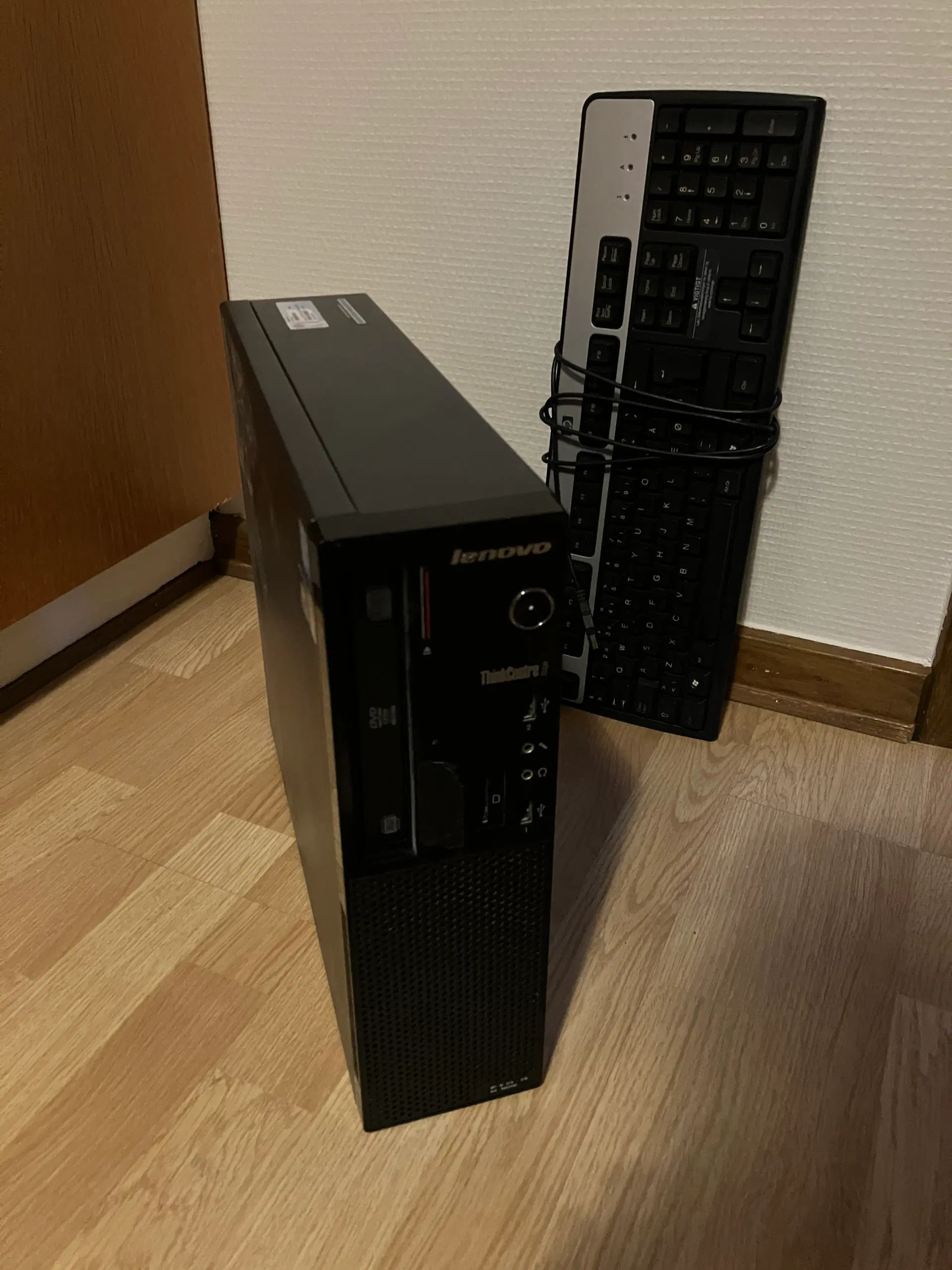 Lenovo ThinkCentre Edge71