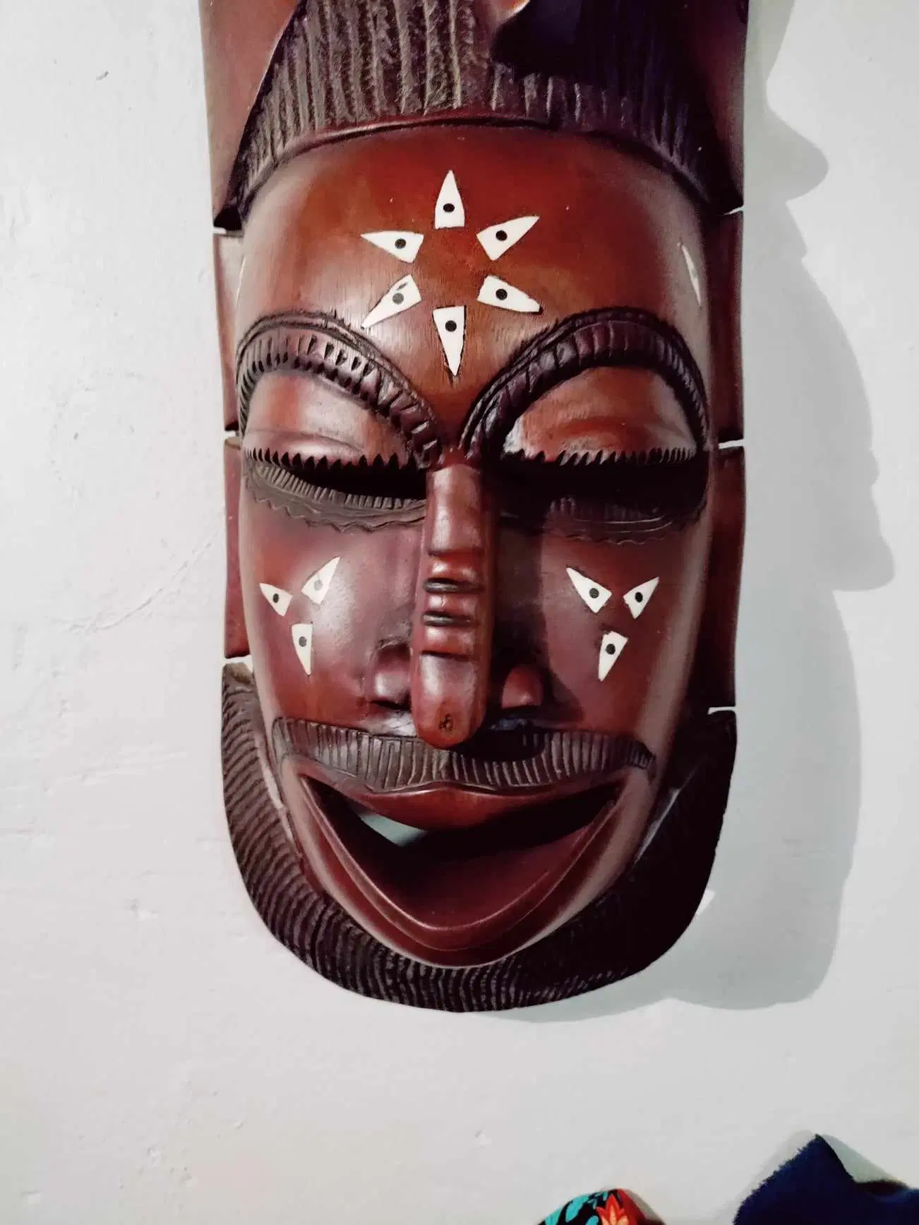 super flot stor afrikansk maske