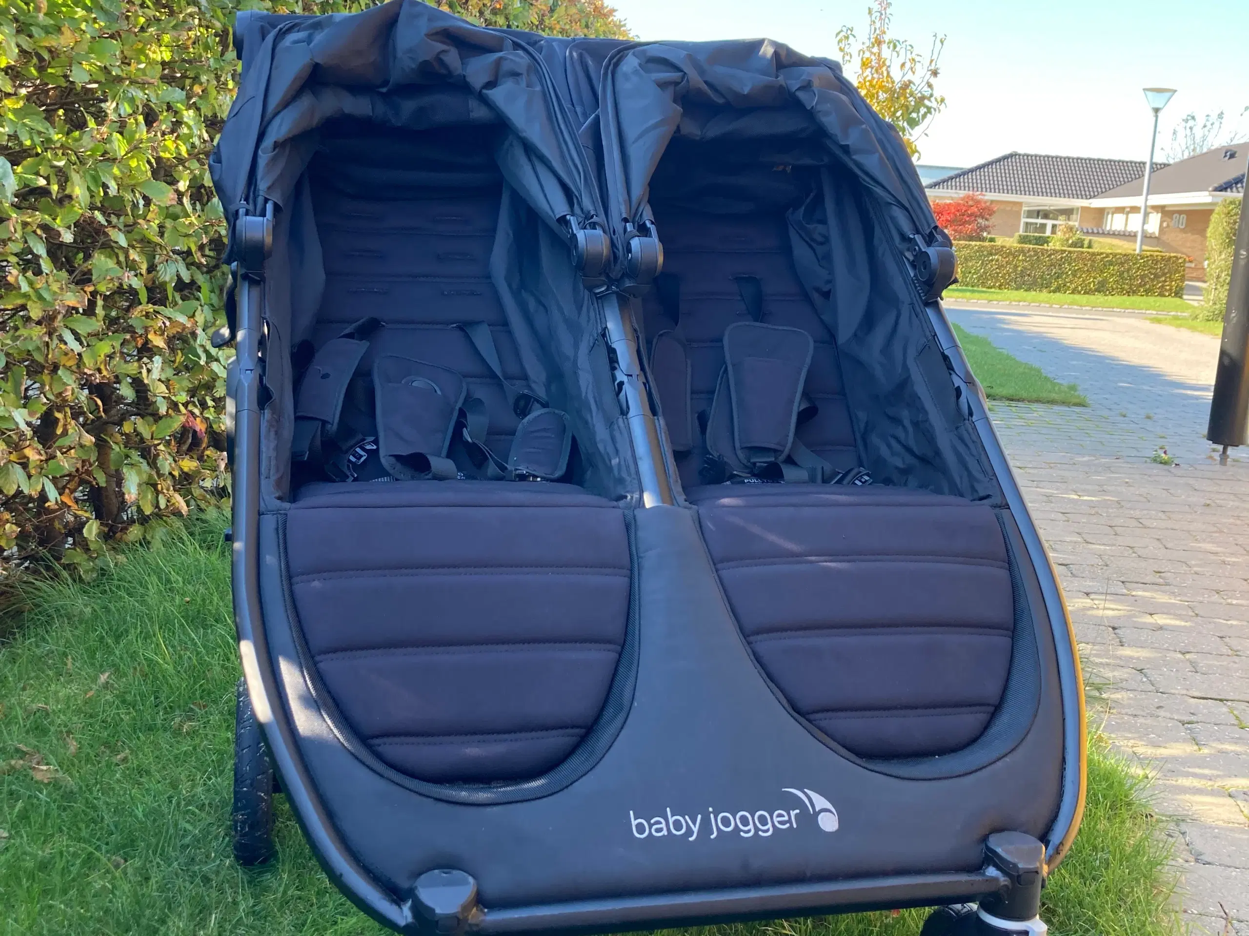 Baby Jogger City Mini GT 2 med barnevognsindsats