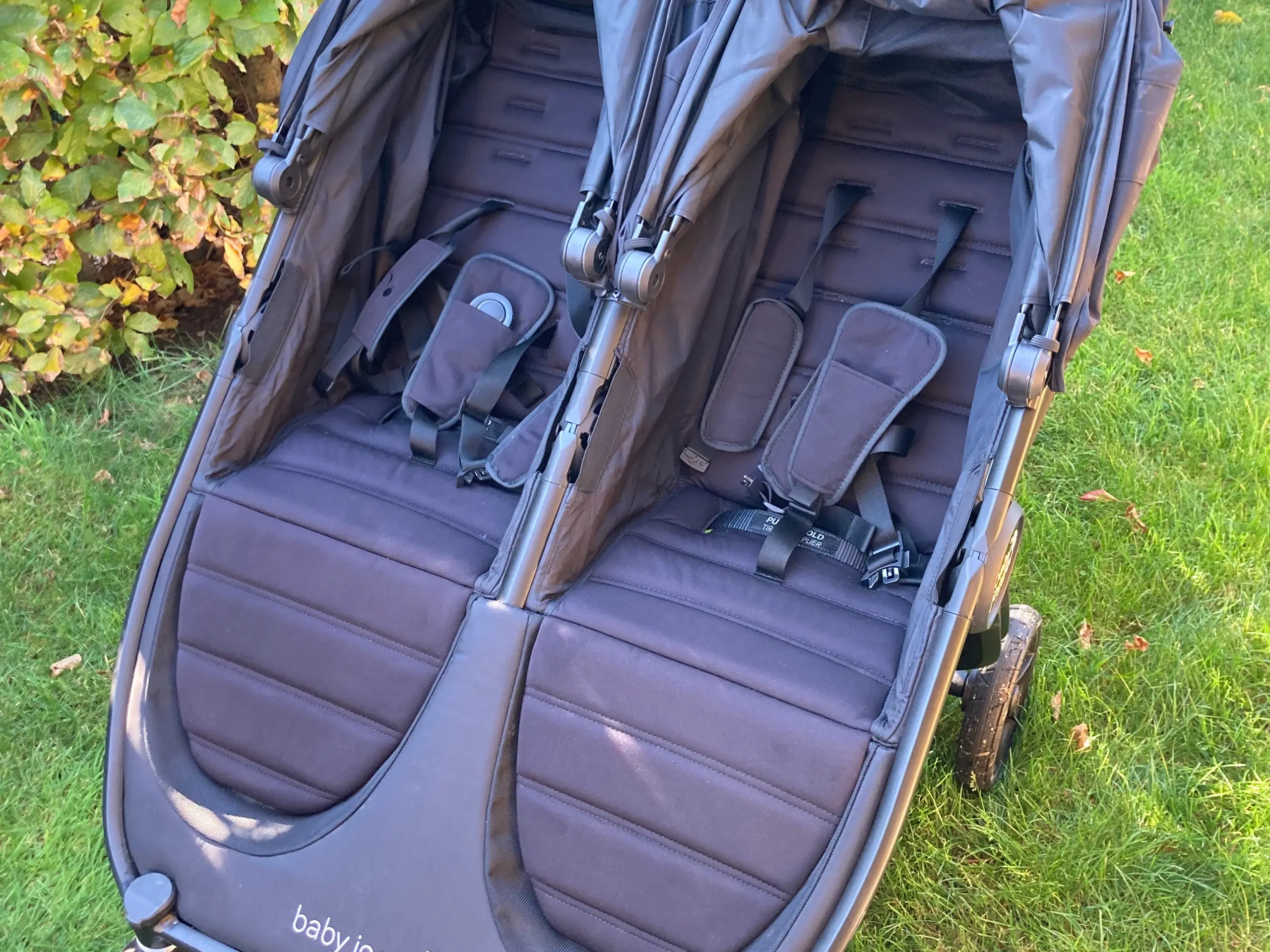 Baby Jogger City Mini GT 2 med barnevognsindsats