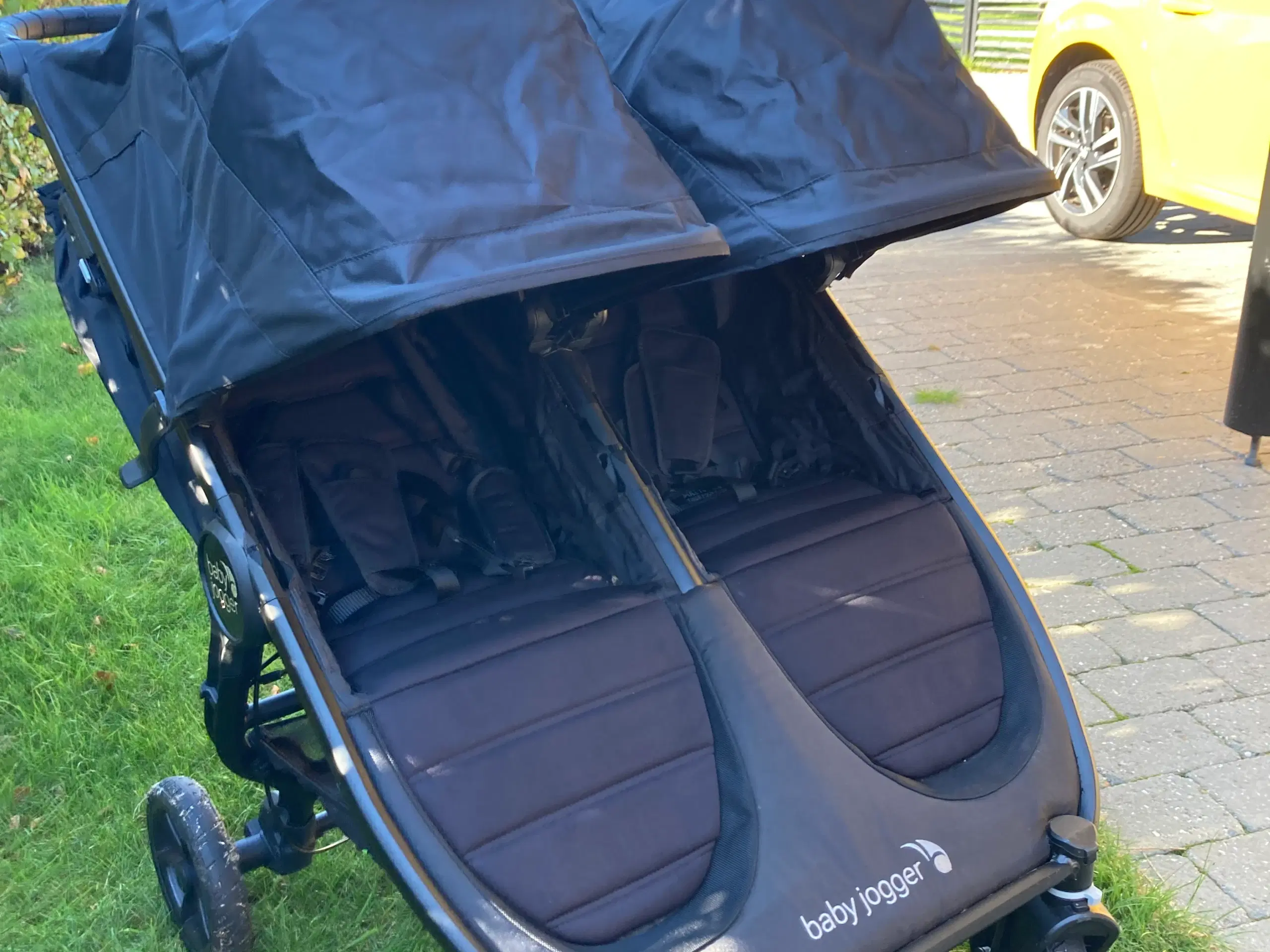 Baby Jogger City Mini GT 2 med barnevognsindsats